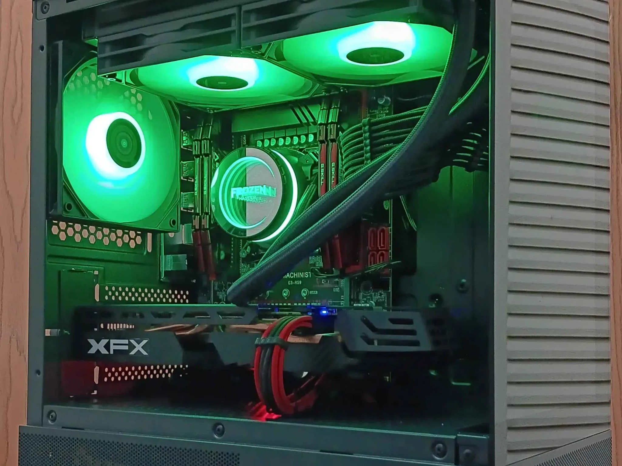 🟣GAMING PC🟣| RX 580 8GB |14-Core INTEL XEON | 16GB DDR4 RAM | 2.25TB Storage| WINDOWS 10