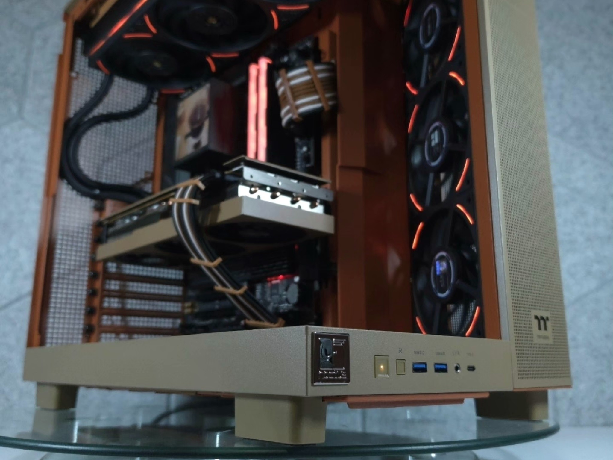 Radeon RX 7900XTX 🤎 Ryzen 7 9800X3D