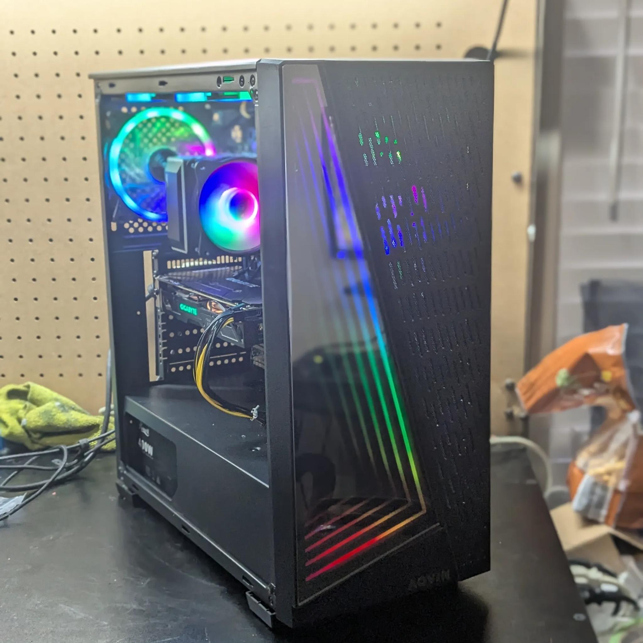 100 FPS Fortnite | 180 Day Warranty | i5-4590 , 16GB RAM, 480GB SSD, RX 570 4GB, RGB, Wifi, Win10