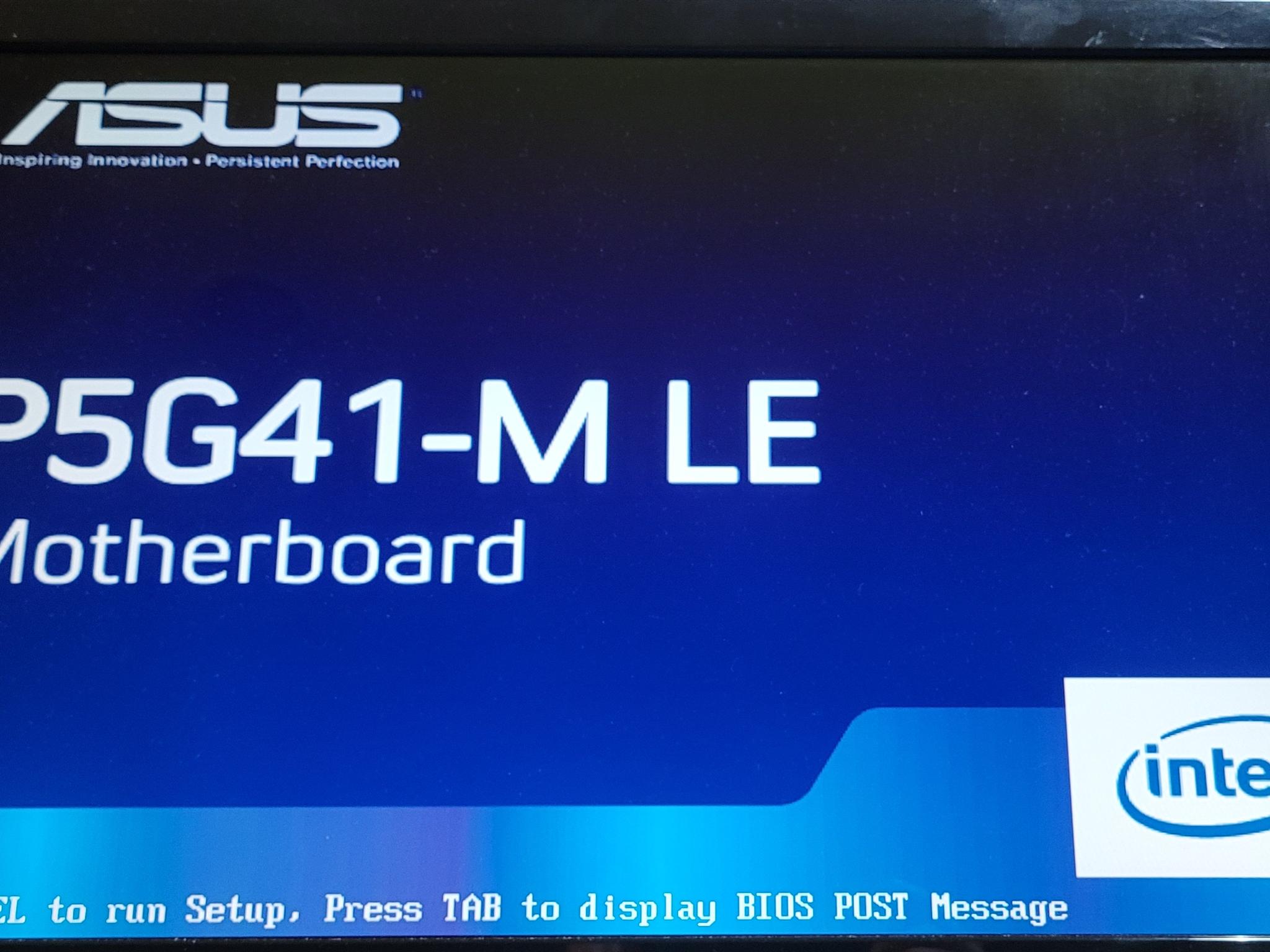 Cooler Master Elite 350 | Pentium E5700 3 GHZ | 4GB RAM | 240 GB SSD | HD 4350 | 2000s Retro Gaming