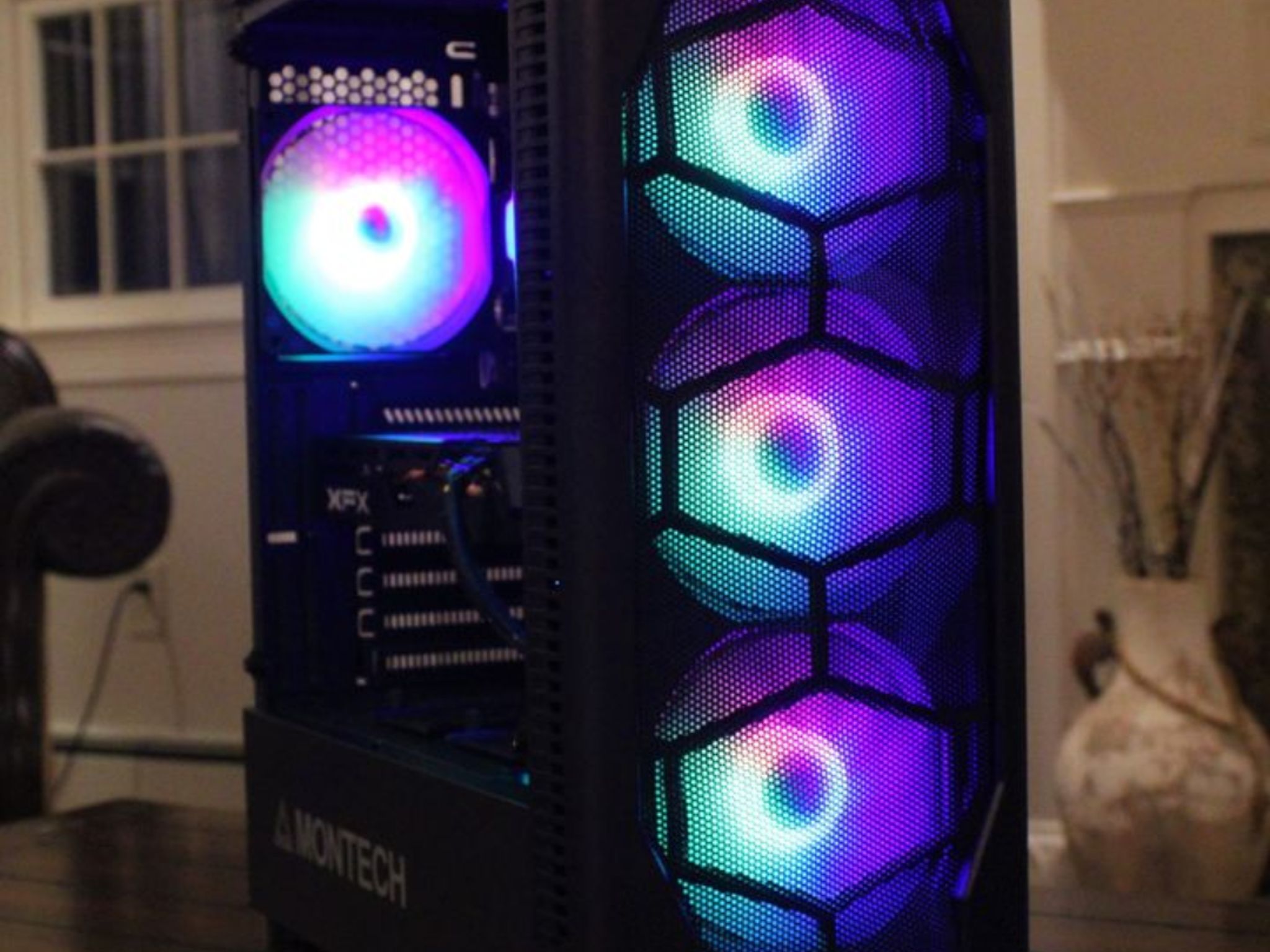 🔥Budget Gaming PC🔥 RX580 + Ryzen 3 3200G *JUST BUILT*