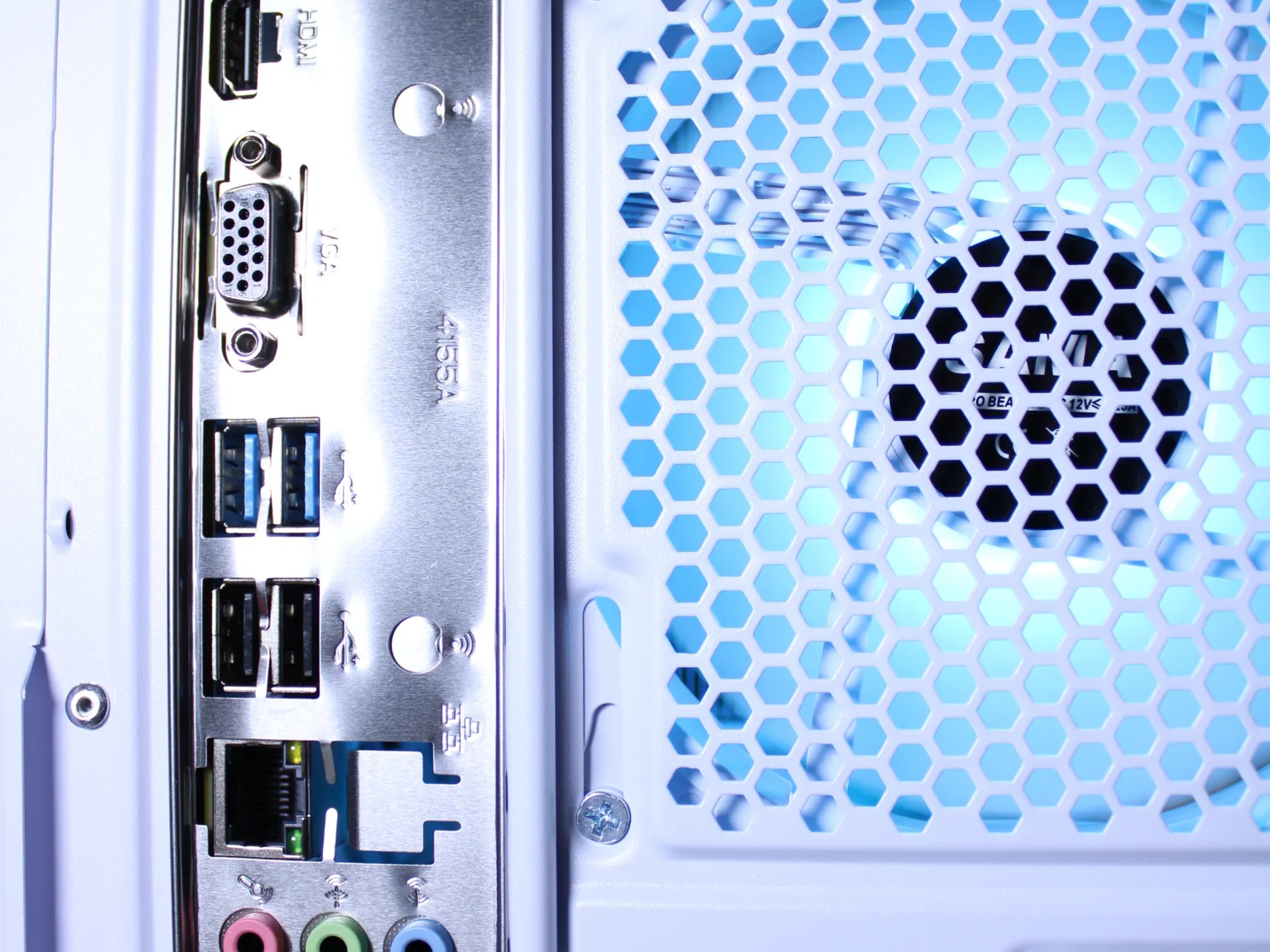 ⚪⚫⚪ Gaming PC! | GTX 1070 TI | Ryzen 5 2600 | 16GB DDR4 Ram | 1TB NVMe | Win 10 Activated | WiFi