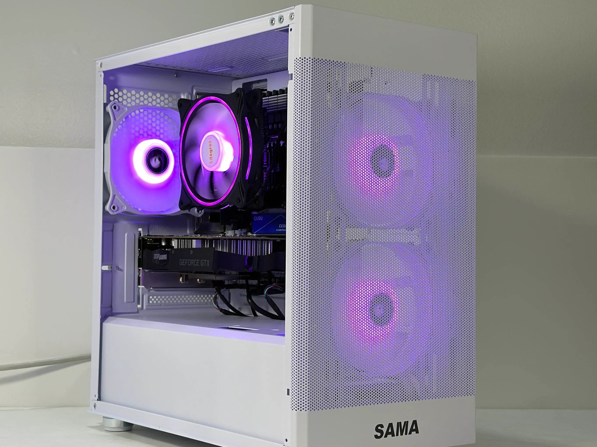 Intel i7 6 Core | GeForce GTX 1650 | 32GB RAM | 512GB SSD | WIFI + Bluetooth | 1080p White Gaming PC