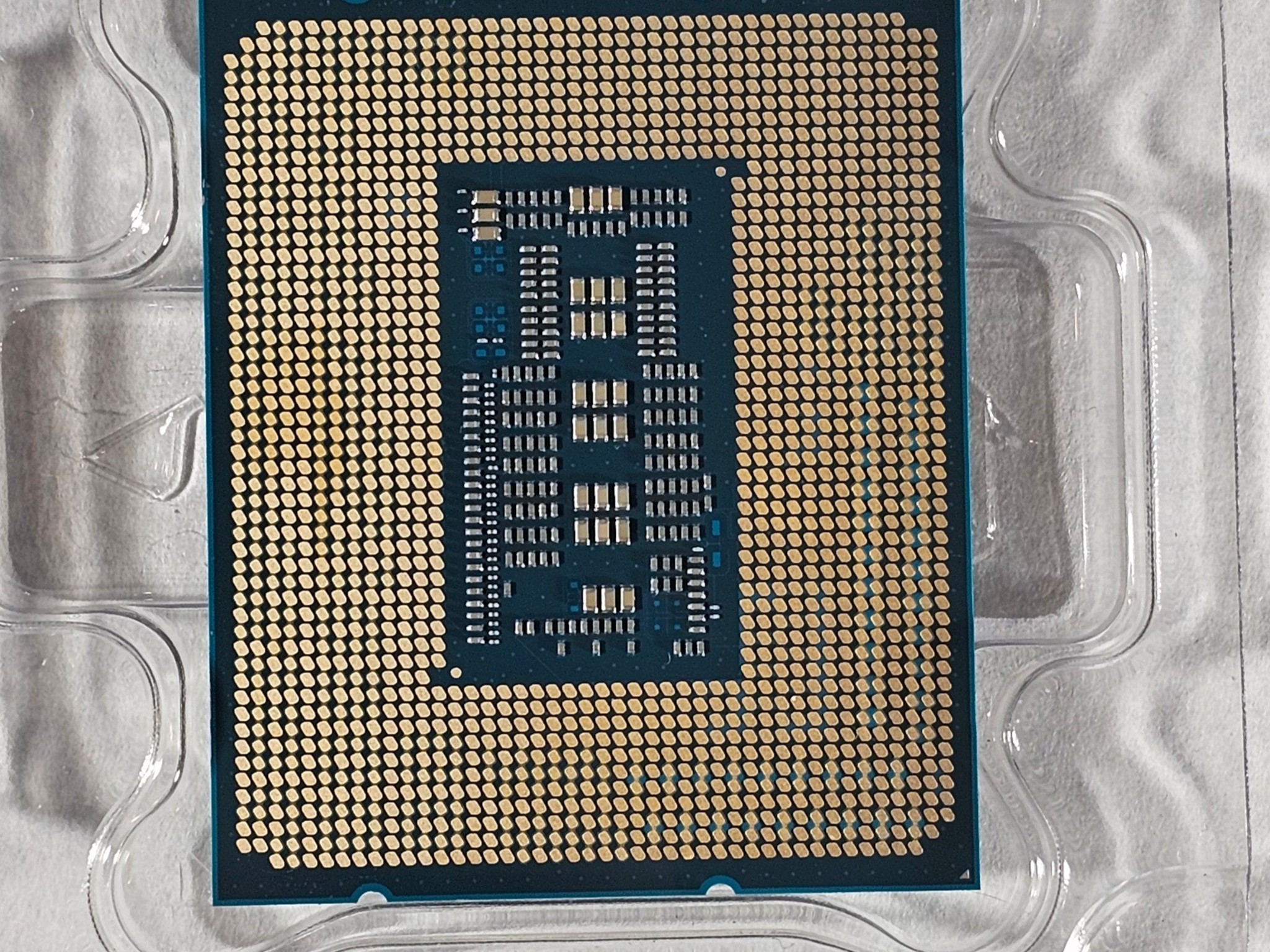 Intel Core i7-14700KF LGA1700