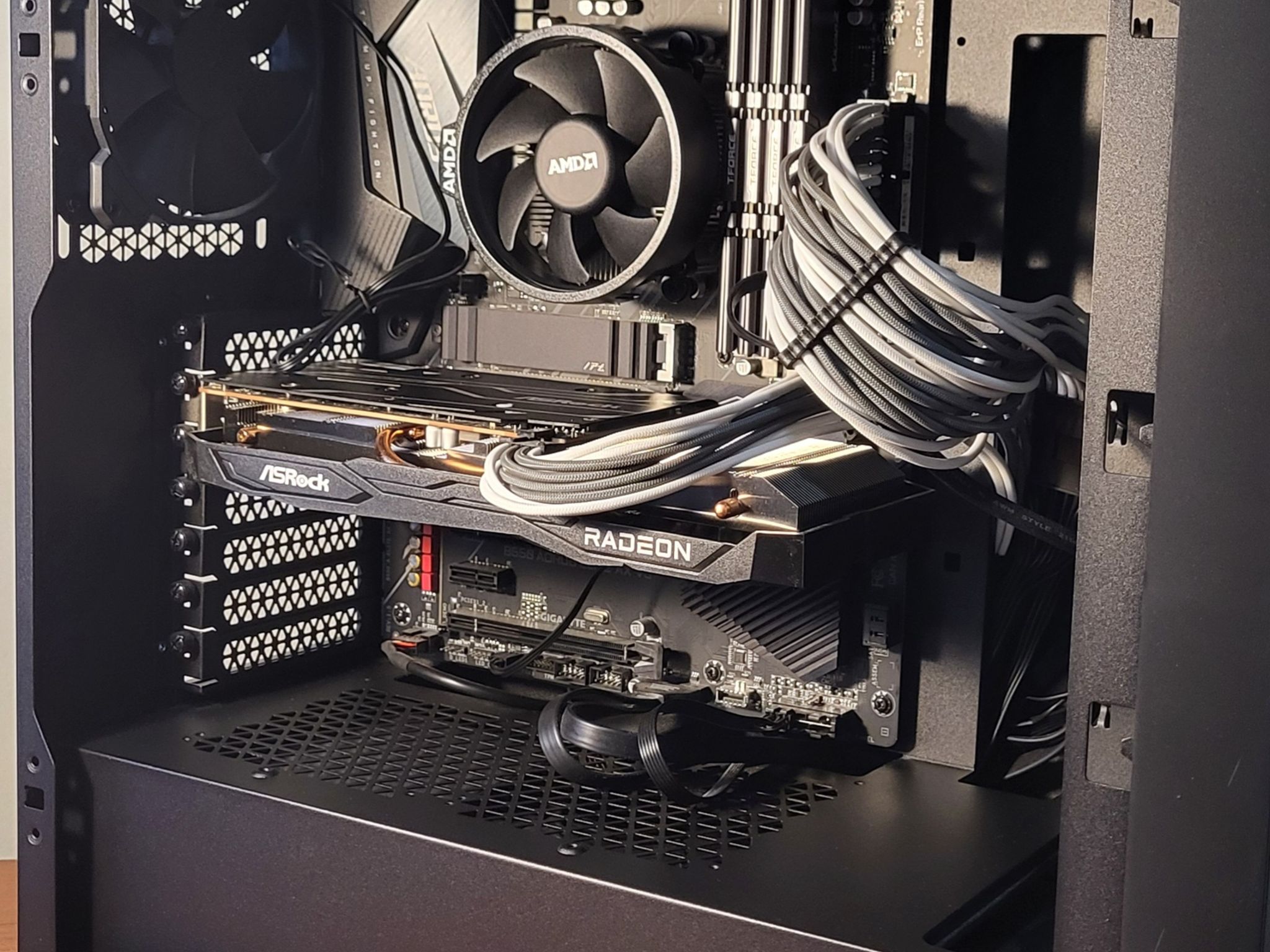 ATX, AMD Ryzen 5600, AMD Radeon 6600, 32GB RAM Used PC- Good Condition