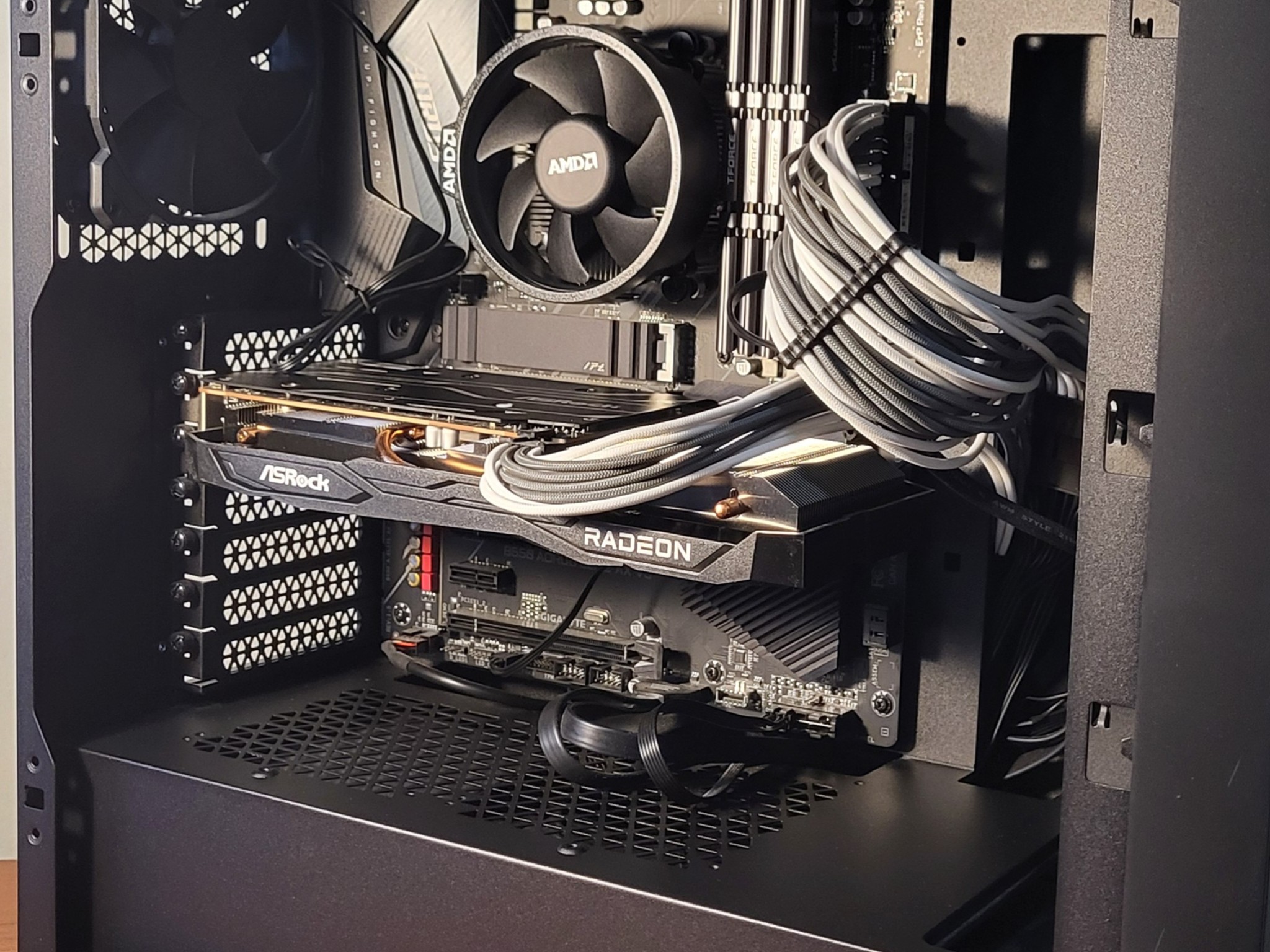 ATX, AMD Ryzen 5600, AMD Radeon 6600, 32GB RAM Used PC- Good Condition