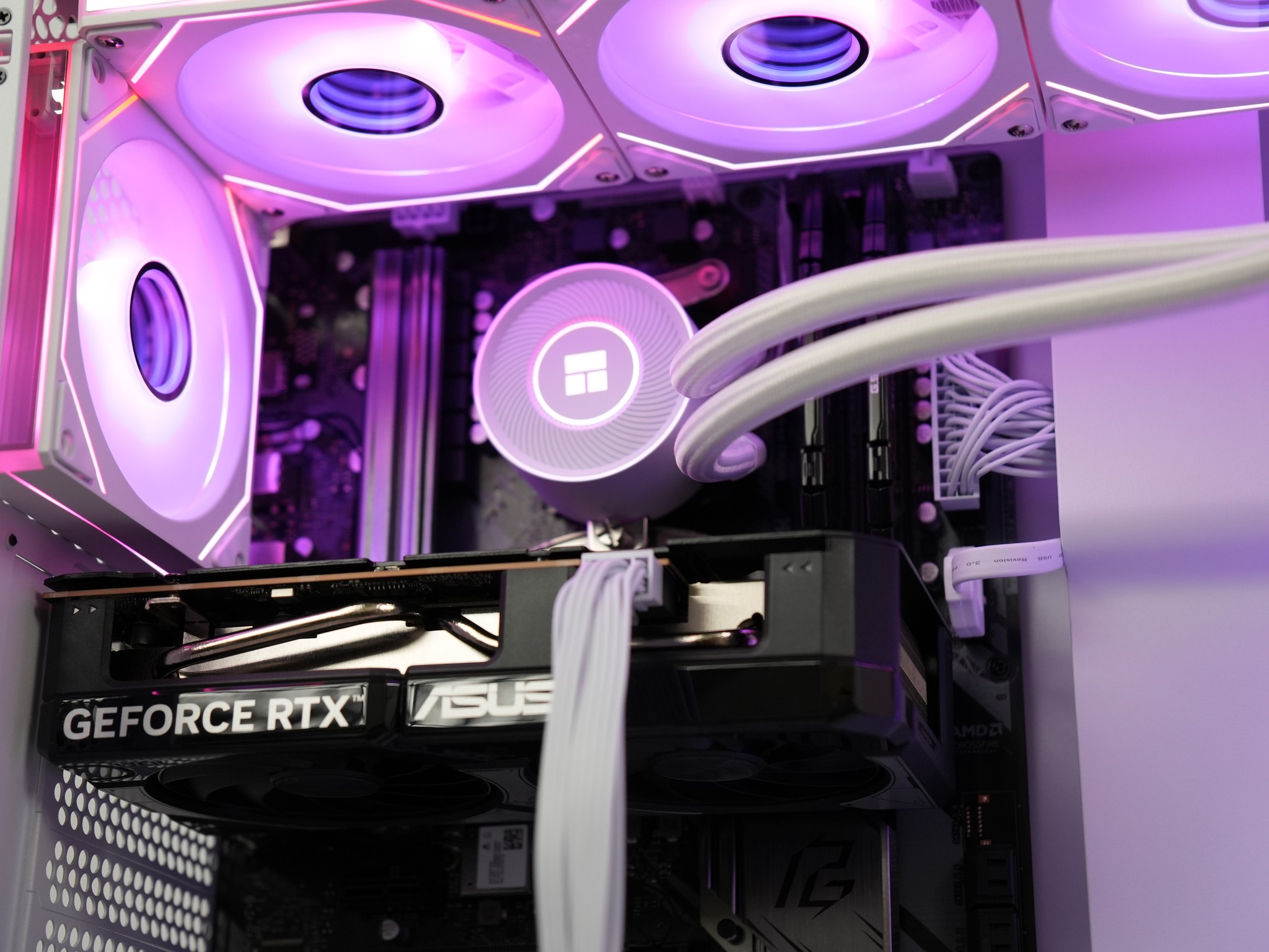 Gaming PC | RTX 5060 | RYZEN 7 5700 | 32GB RAM | 1TB SSD | WINDOWS 11 | WIFI & BT