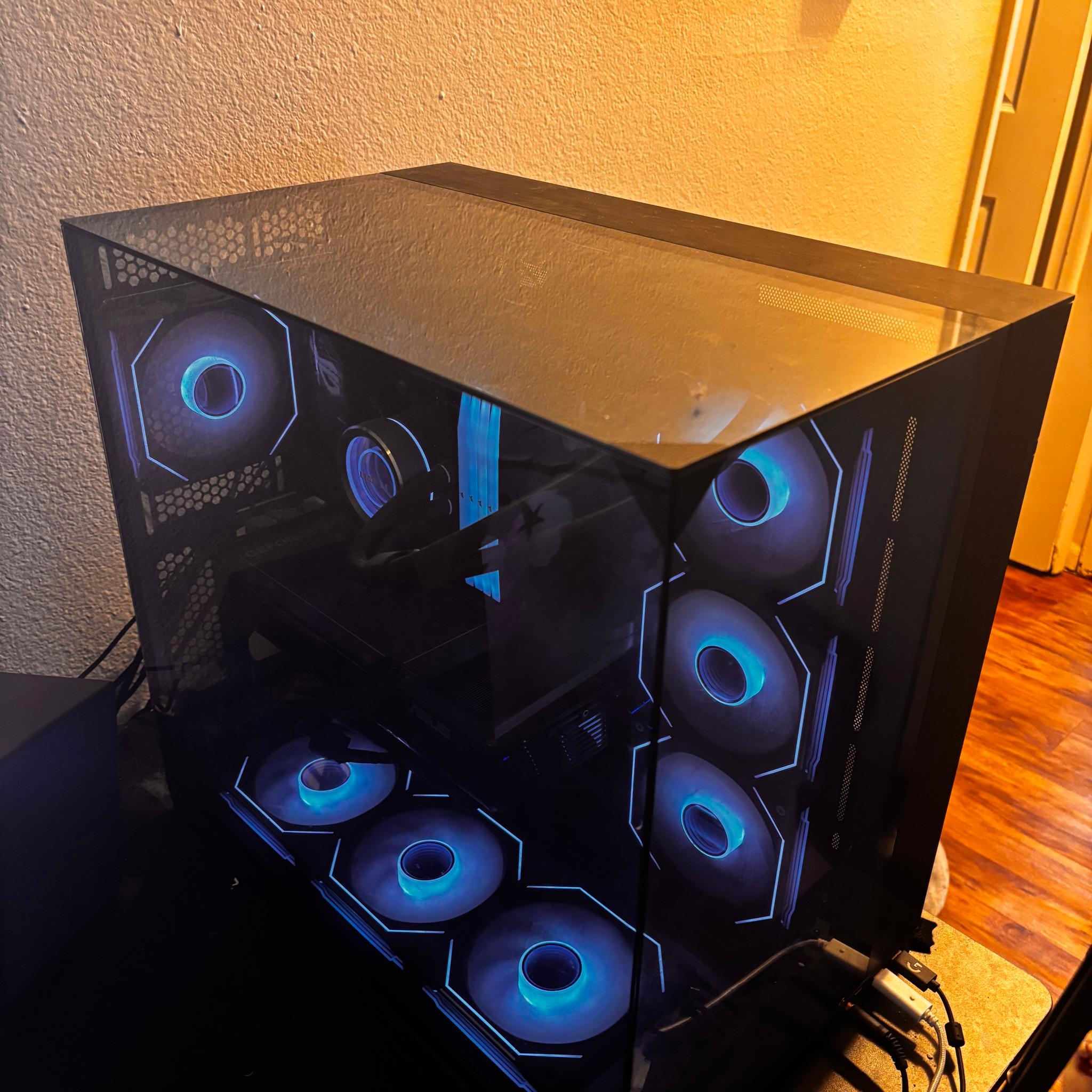 GeForce RTX 5080 Custom Gaming PC - Ryzen 7 9850X3D, 48GB RAM, 1TB NVMe SSD