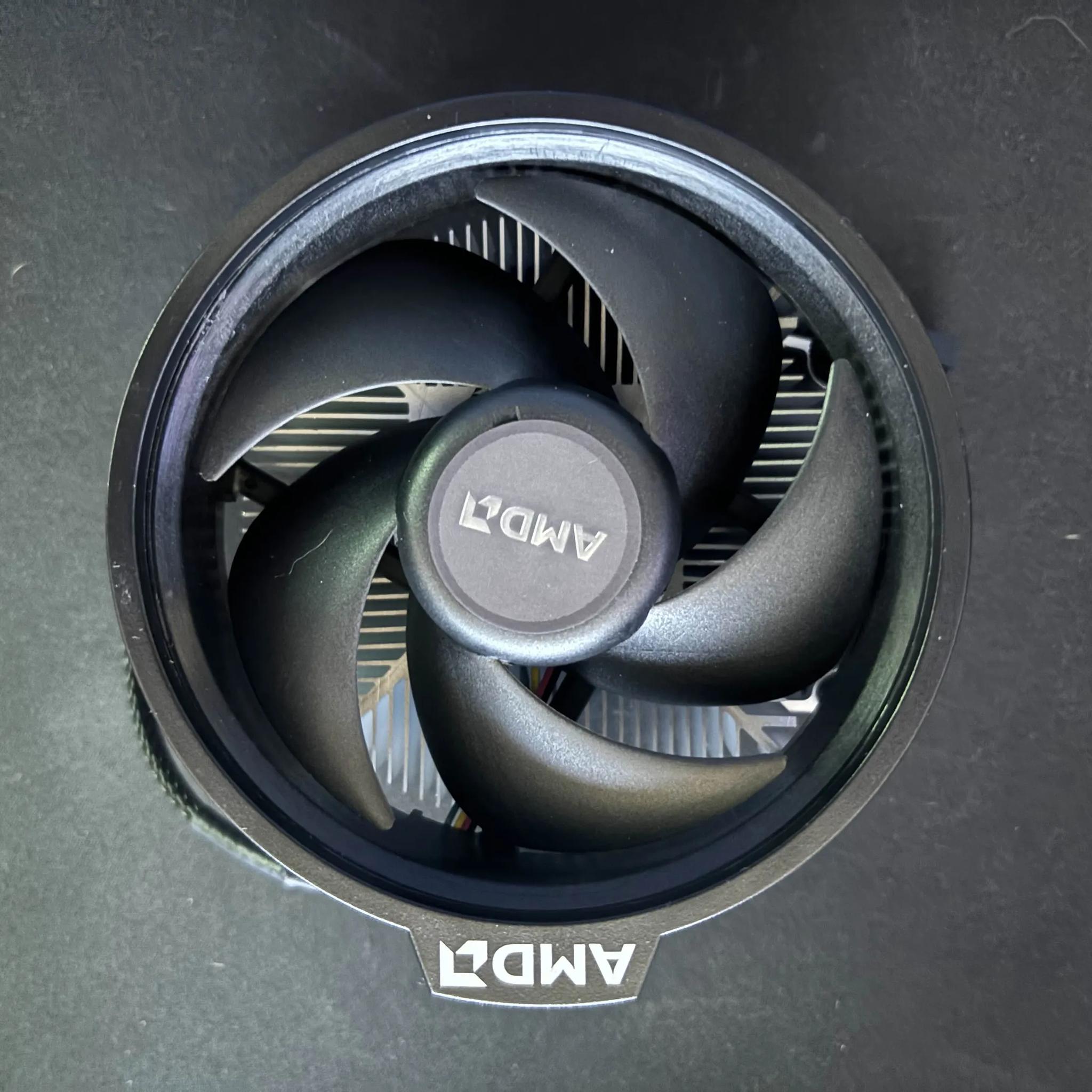 AMD Ryzen 5 5600G 3.9 GHz 6-Core Processor With cooler