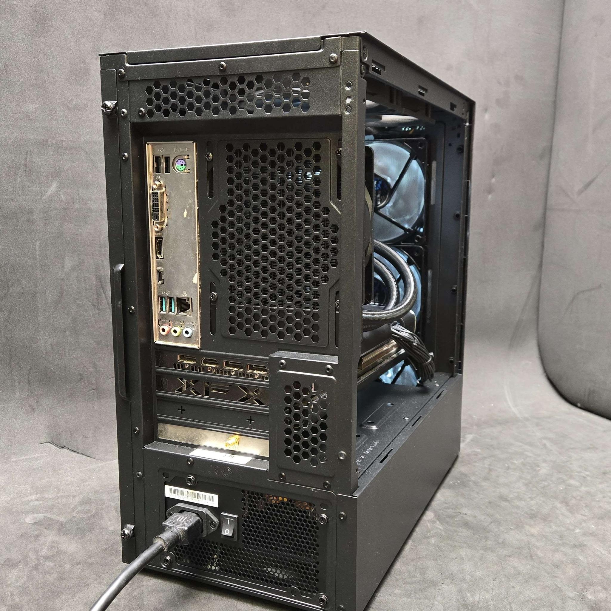 🌟 Dazzler: Core i7 9700K | RX 5700 XT | 1TB NVMe