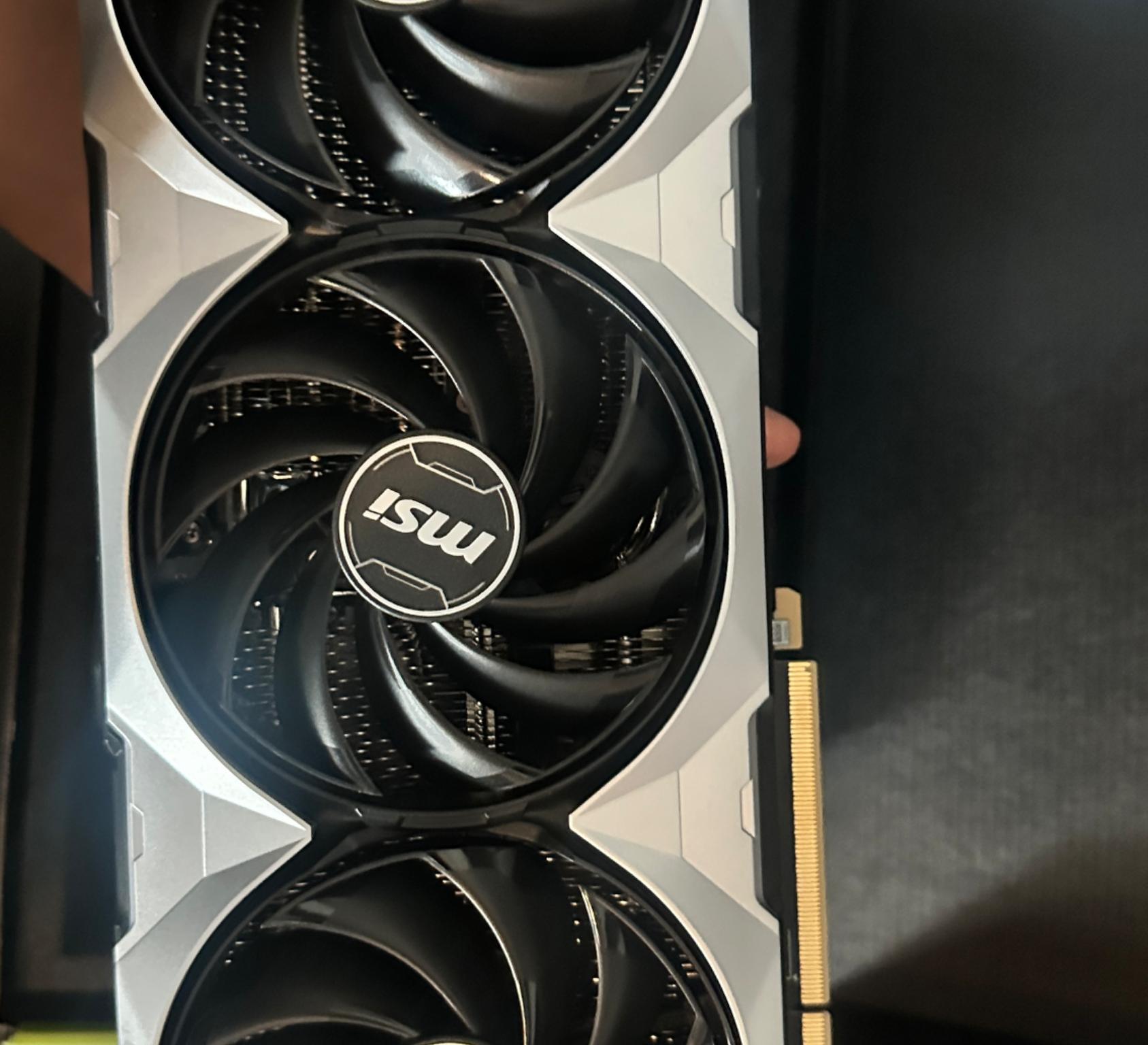 4080 super msi Venus x3