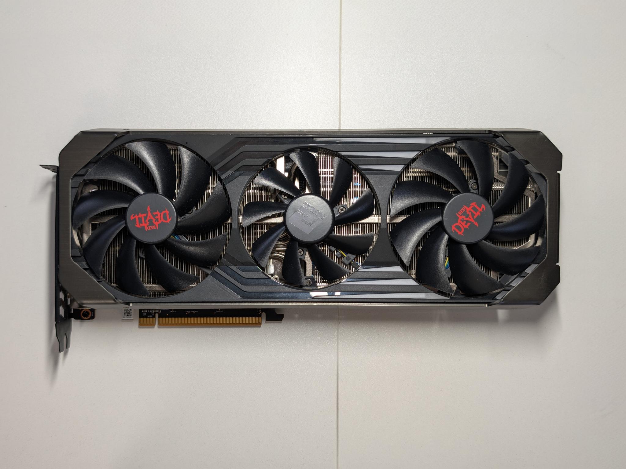 Ryzen 5 5600X + RX 6700 XT Red Devil + ROG Strix B550-F + 16GB DDR4