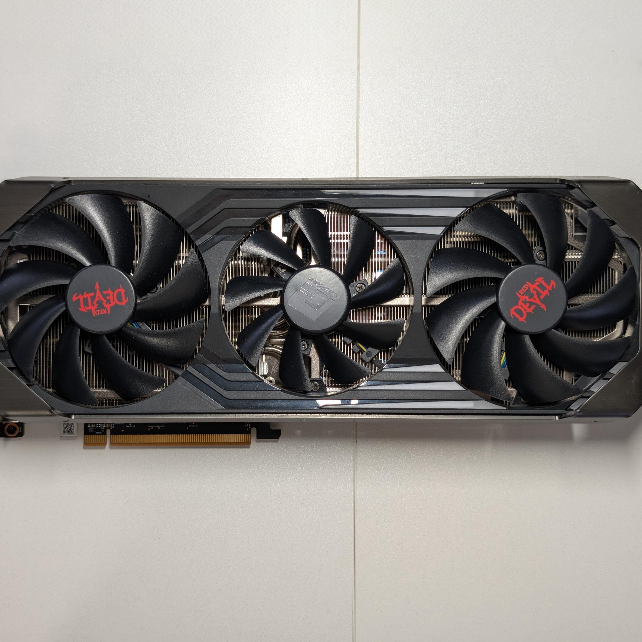 Ryzen 5 5600X + RX 6700 XT Red Devil + ROG Strix B550-F + 16GB DDR4