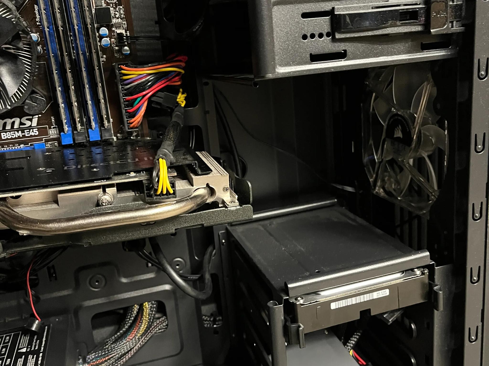 🖥️ Budget Gaming PC – GTX970,i7-4790K, 32GB RAM, 256GB SSD+1TB HDD Fast & Powerful (Minor Case Wear)