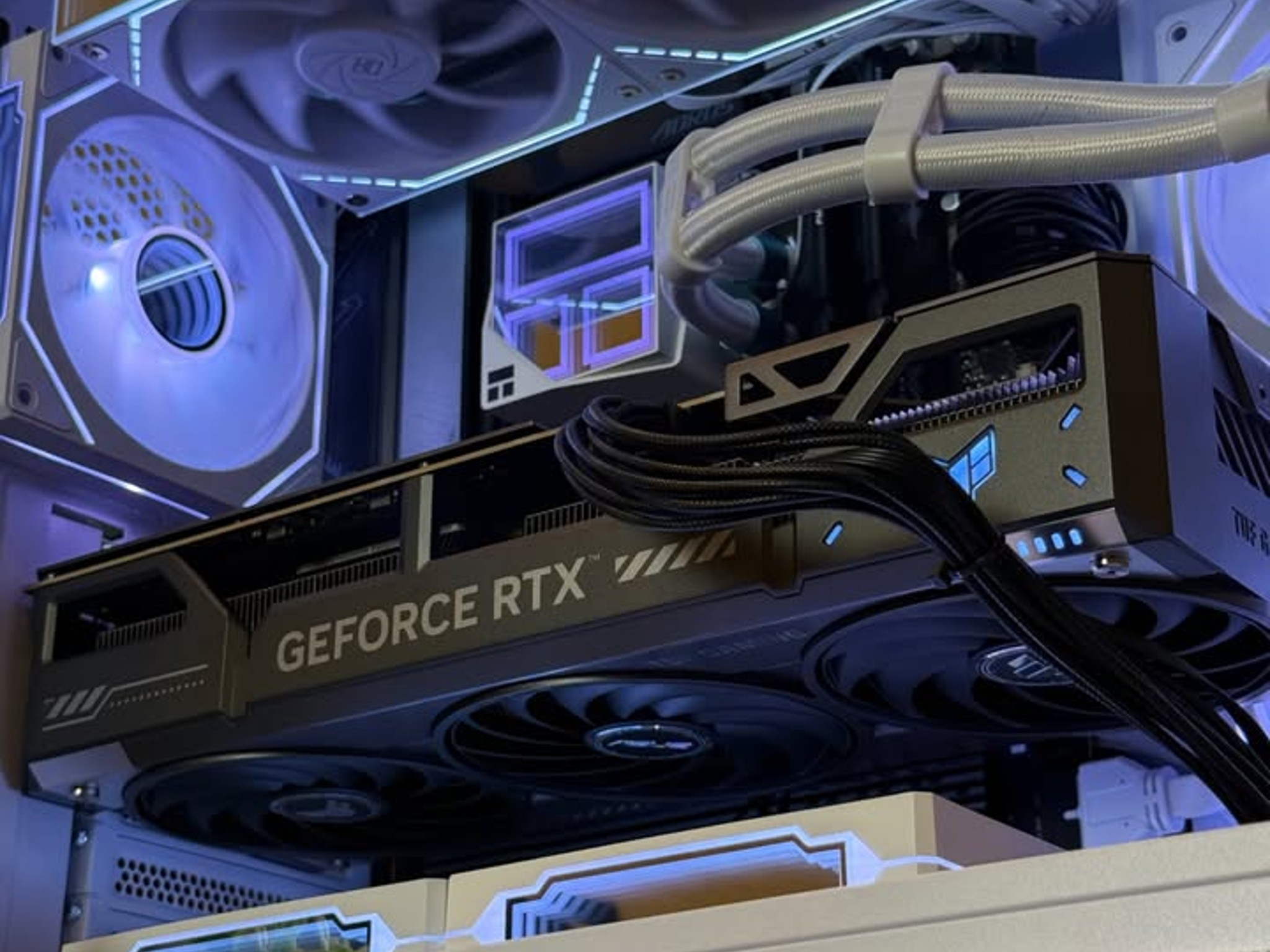 1440P / 4K Gaming PC | RTX 5070 | Ryzen 5 9600x | 32GB DDR5 RAM | 1TB | Windows 11