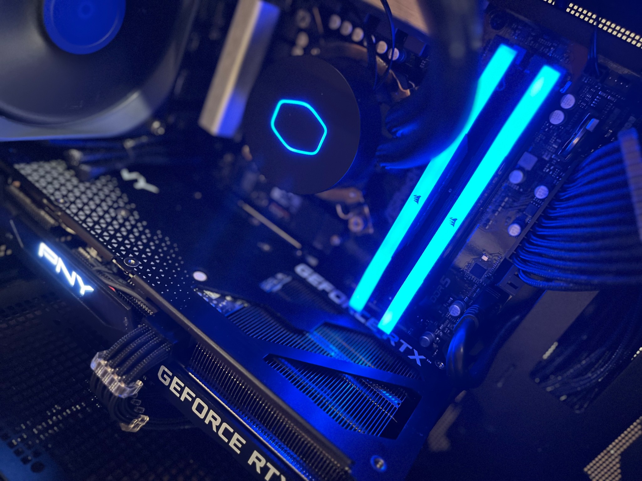 Intel i7 13700F | RTX 3060 Ti | Midnight Moon ⚫️🌙 Gaming PC