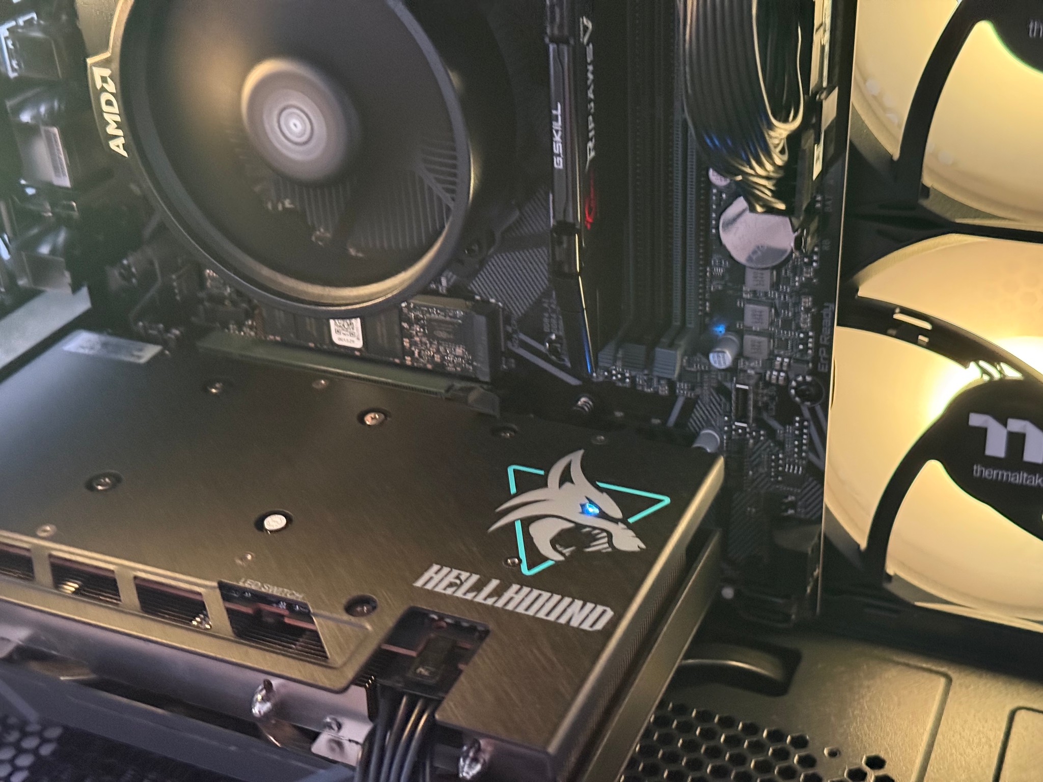 Ryzen 5 5500 | RX 6600 | 16GB DDR4 | 512GB NVMe