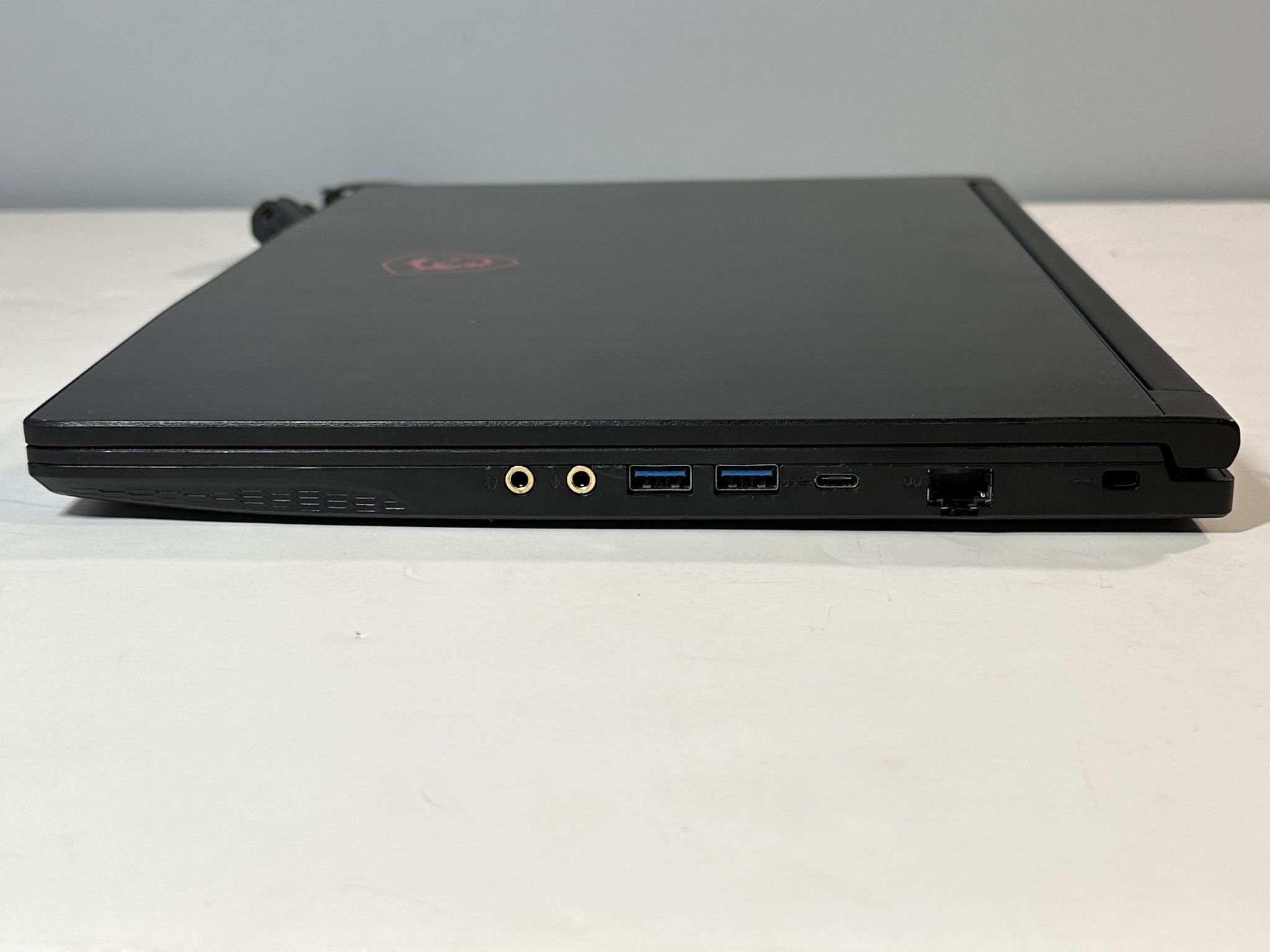MSI GF63 Thin i5-10500H | GTX 1650 | 12GB Ram | 500GB SSD 15.6in 1080P 60Hz Gaming Laptop