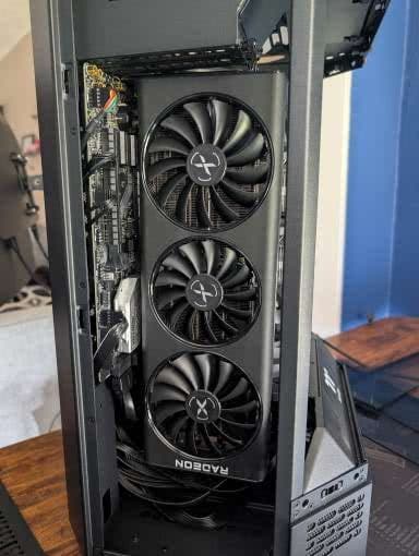 RX 6800 16GB XFX 319 Swift
