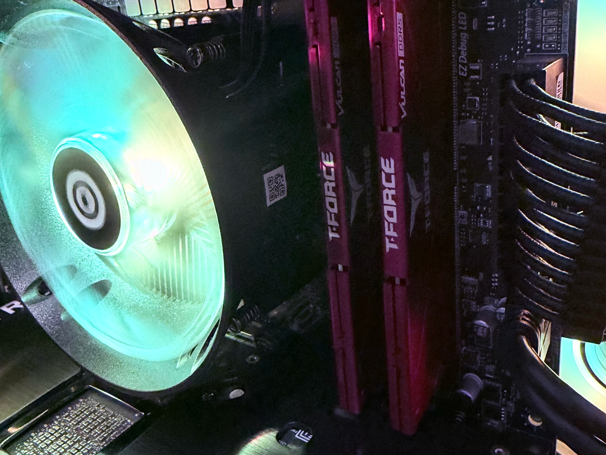 🖤🚄"Black Bullet"🚀🖤| 1080/1440p Gaming | RTX 4060 | i5 14400F | 32gb DDR5 | 2TB SSD | WiFi