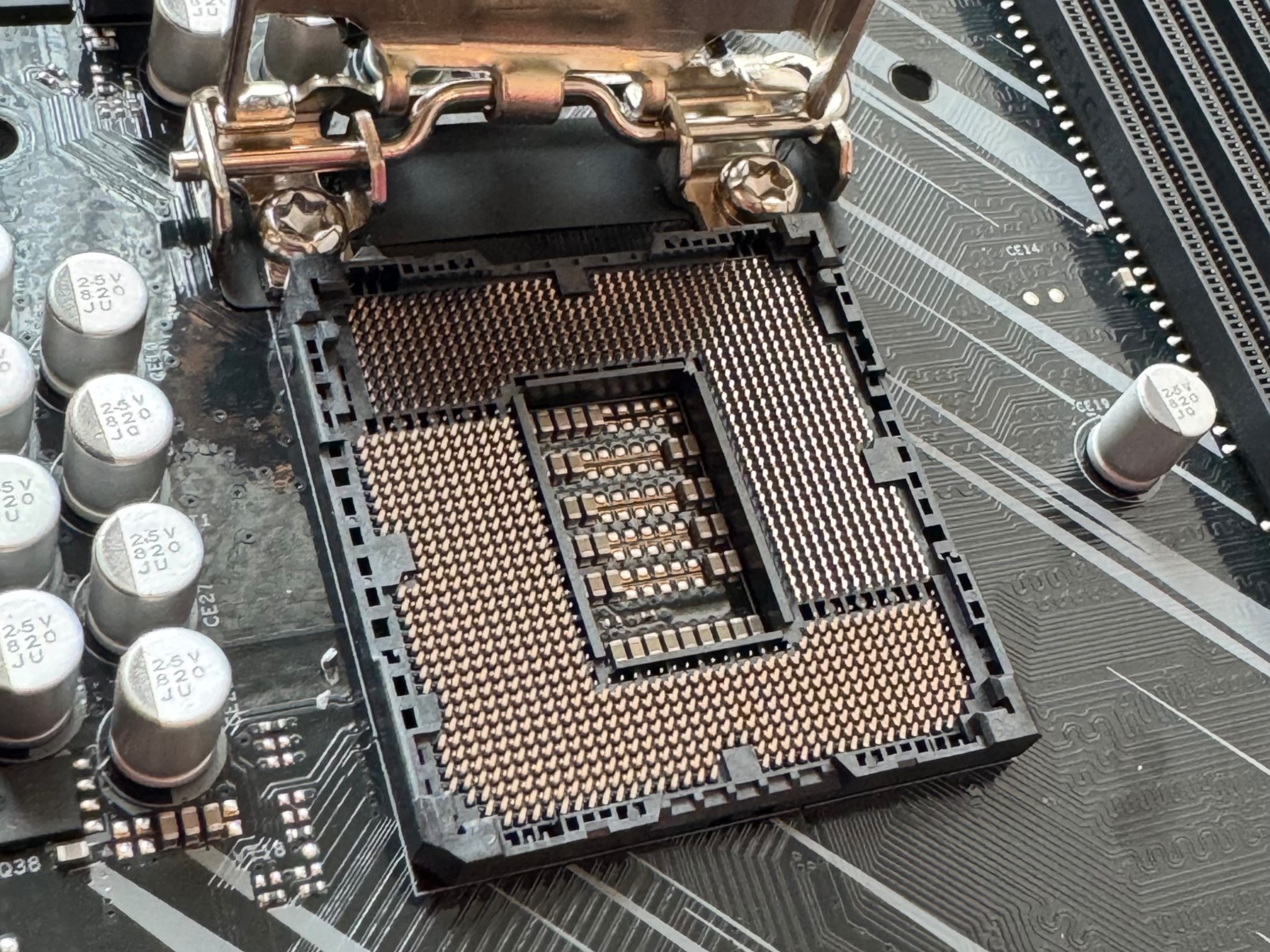 ASrock Z390 Phantom Gaming 4S-IB Motherboard