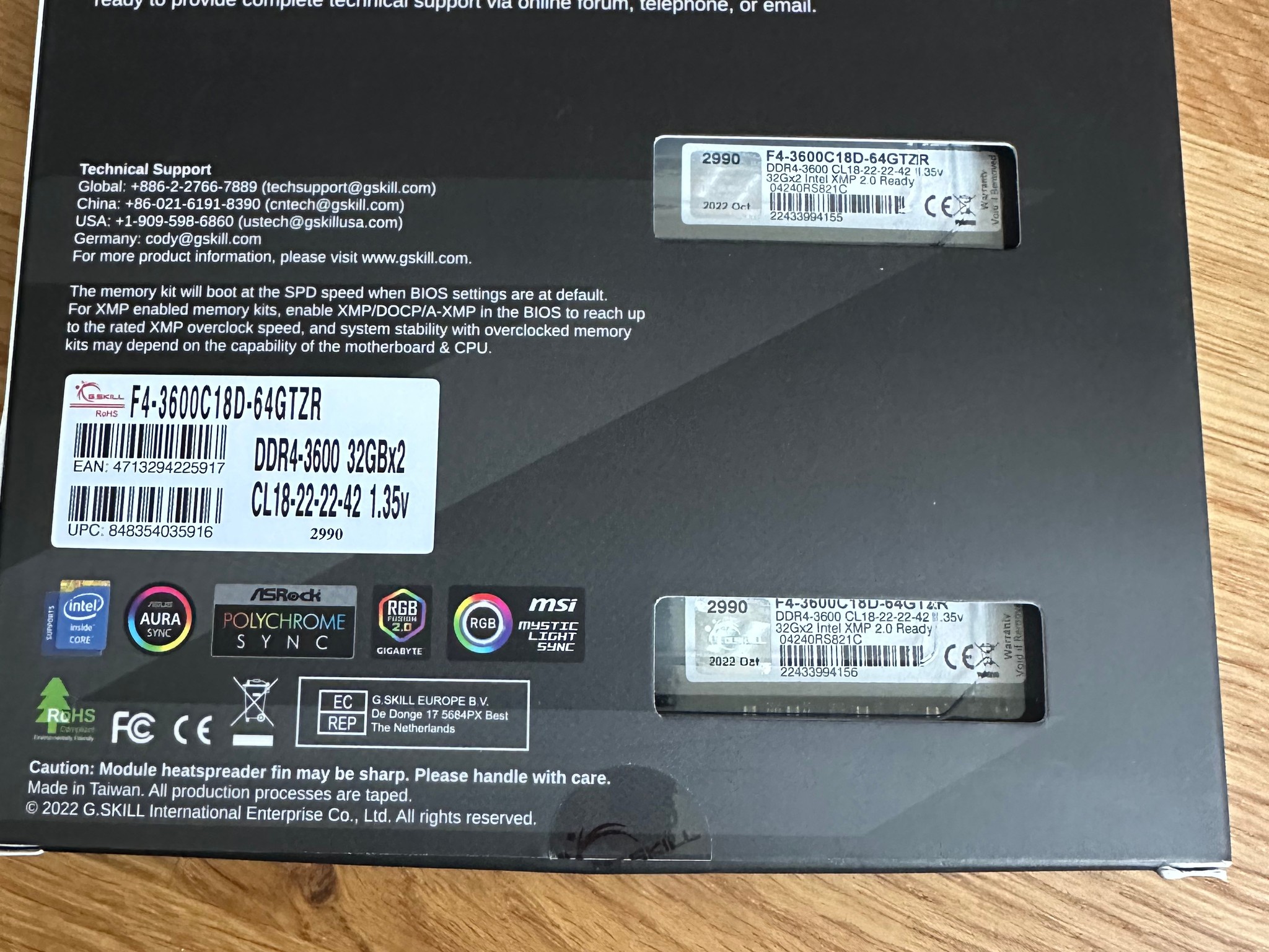 G.SKILL Trident Z RGB DDR4 (XMP) 64GB (2x32GB) 3600MT/s CL18-22-22-42 Intel AMD (F4-3600C18D-64GTZR)