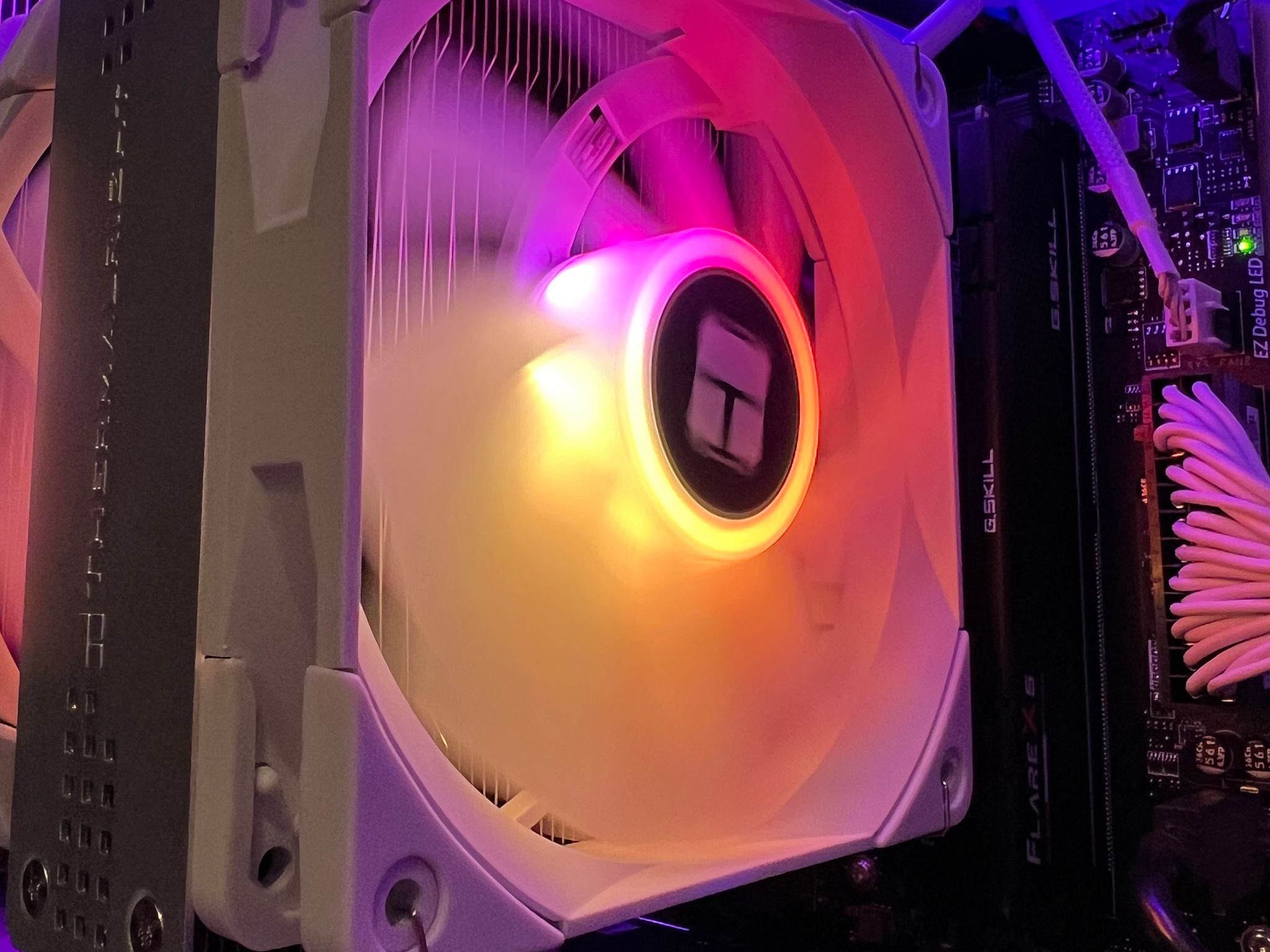 "The Star Stealer" / Ryzen 7 7800x3d, TUF RTX 4080 OC, 5Tb, 32gb ddr5 gaming pc with evga keyboard