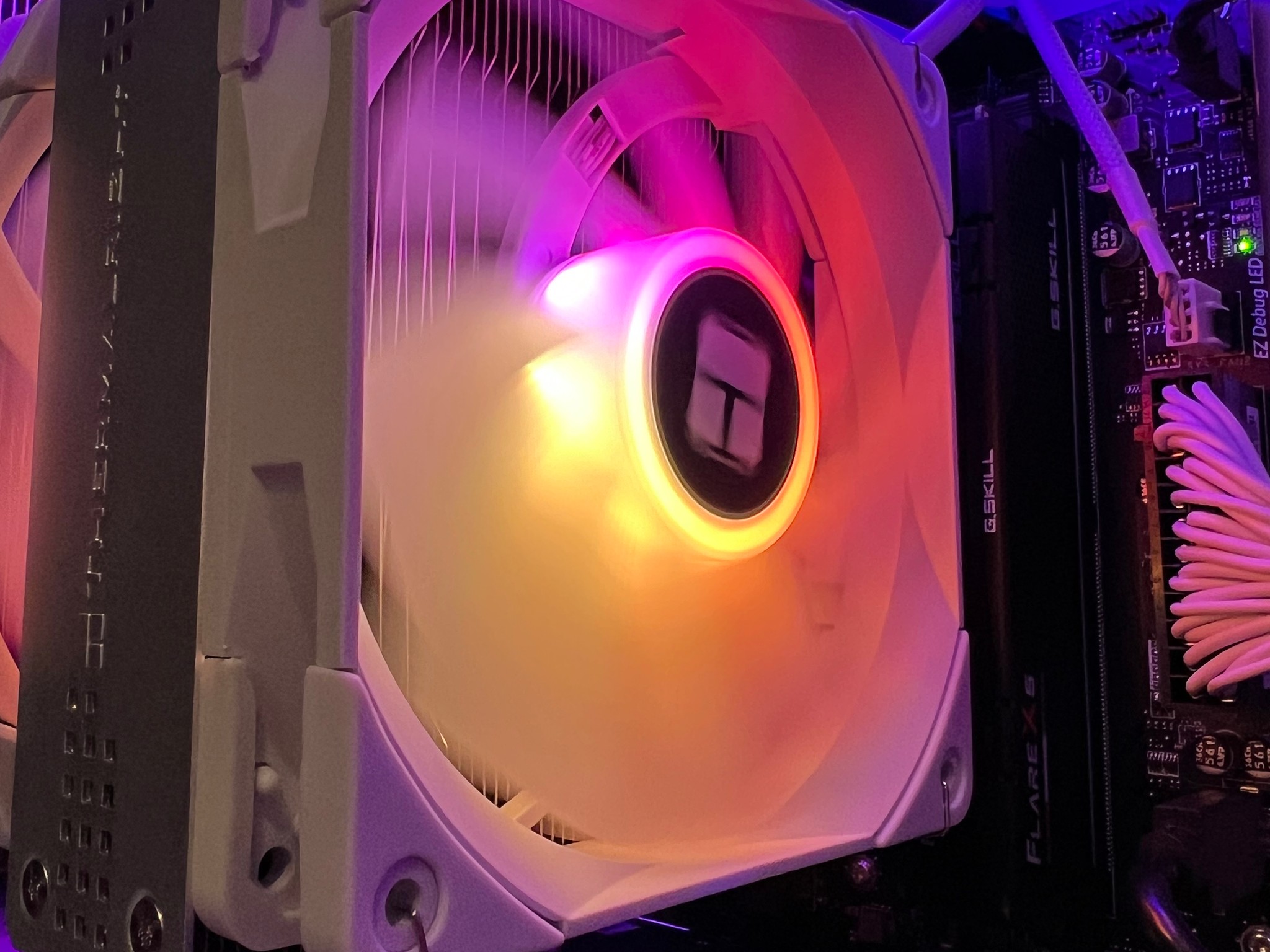 "The Star Stealer" / Ryzen 7 7800x3d, TUF RTX 4080 OC, 5Tb, 32gb ddr5 gaming pc with evga keyboard