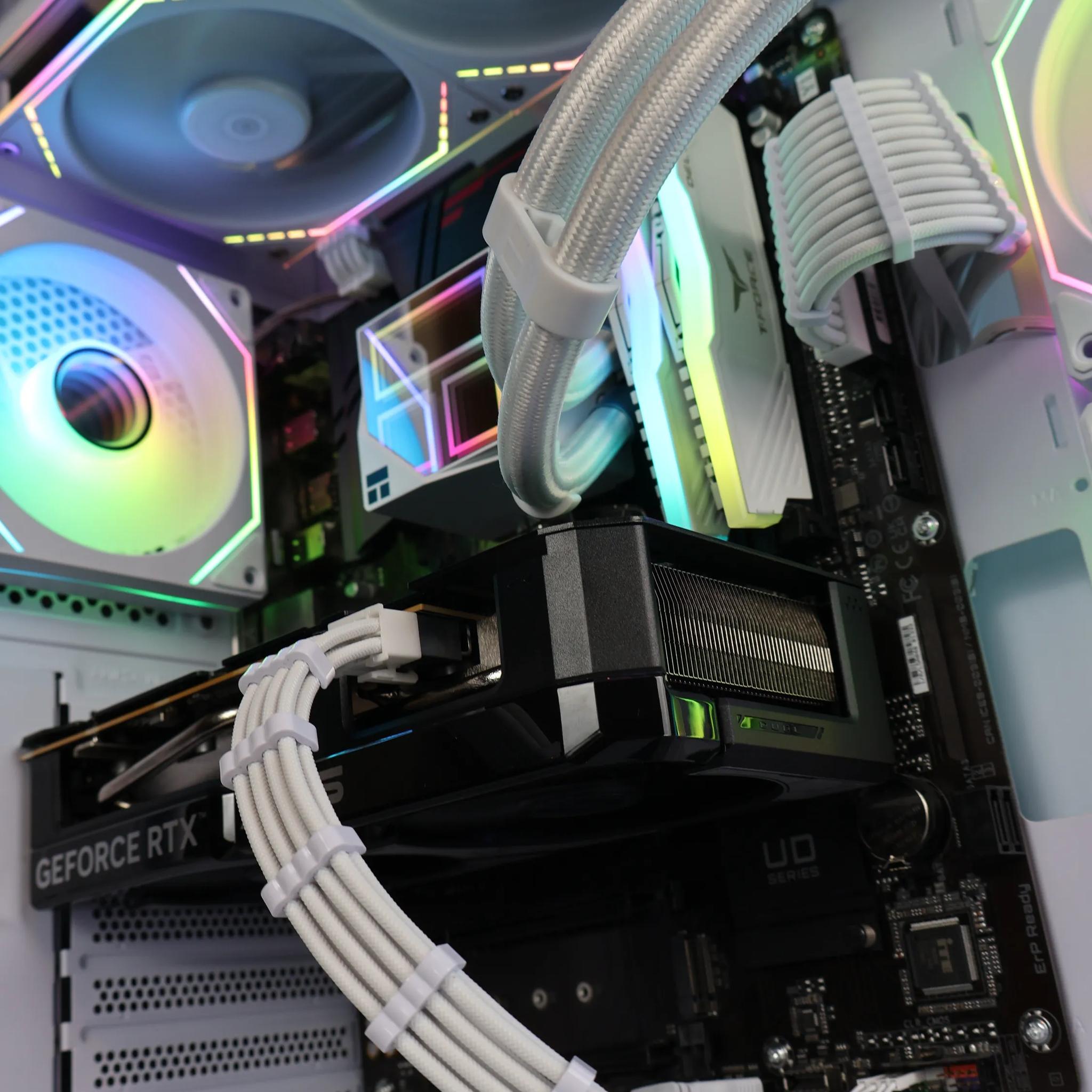 PRIVATE RESERVE ⚪ Ryzen 7 5700X/RTX 5060 8 GB Gaming/Streaming PC ⚪