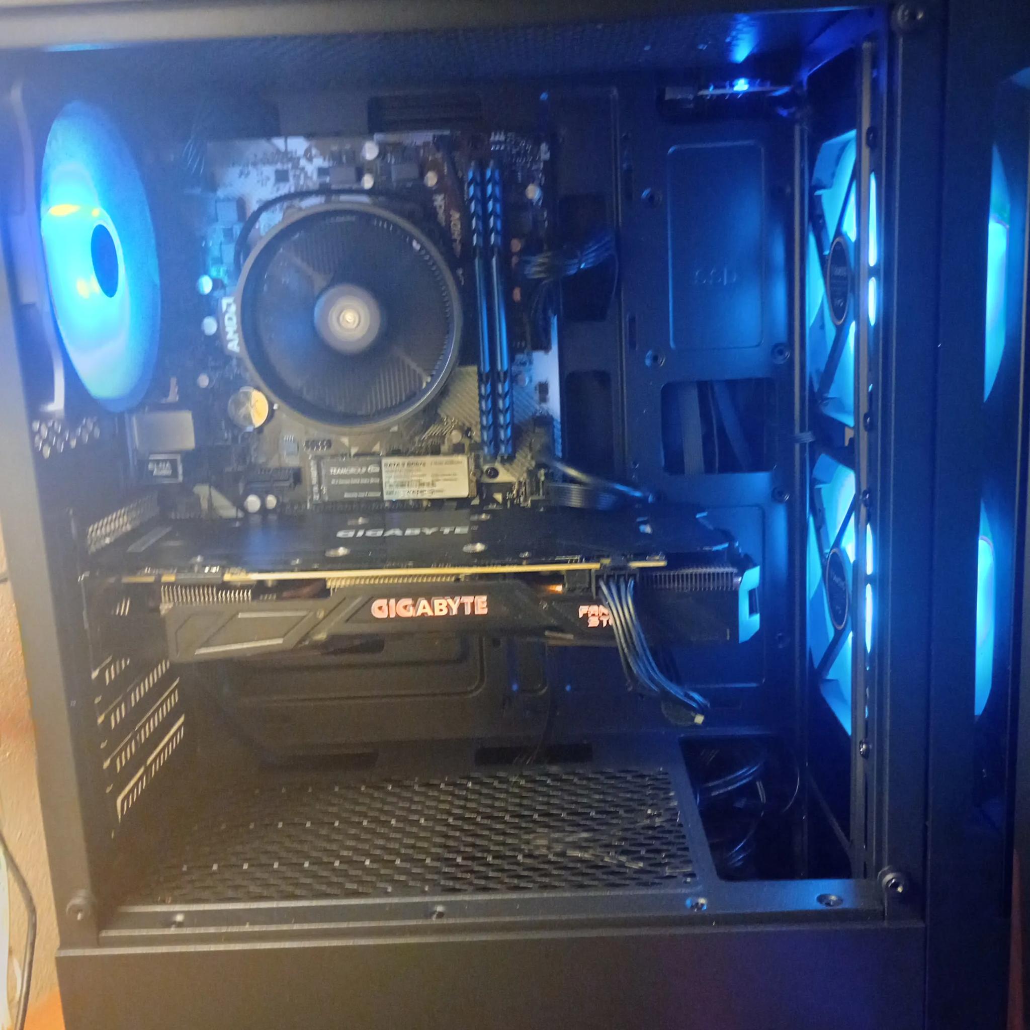 New Ryzen 5 5500, GTX 1070TI, 16GB DDR4 RAM, 512mb M.2 Storage, 500 Watt PSU