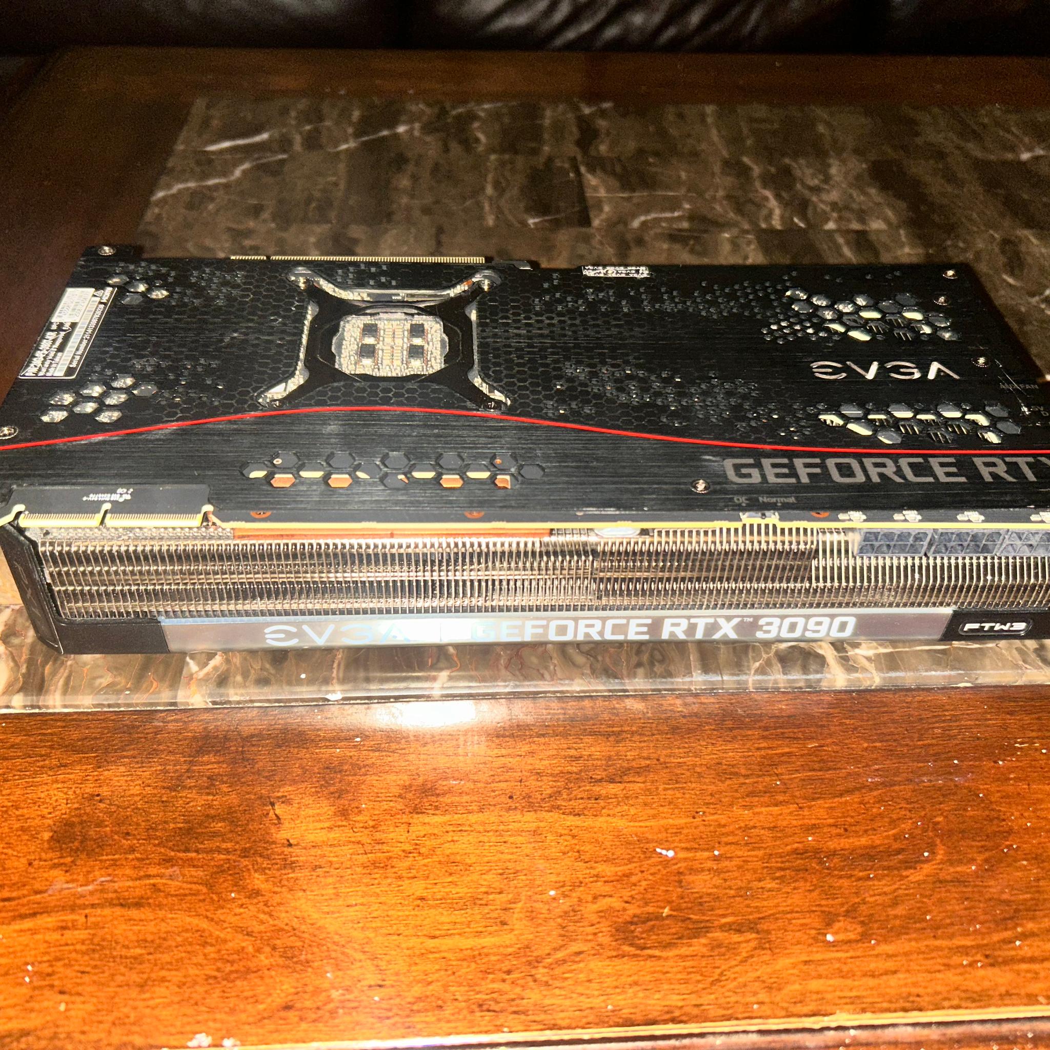 EVGA FTW3 ULTRA GAMING GeForce RTX 3090