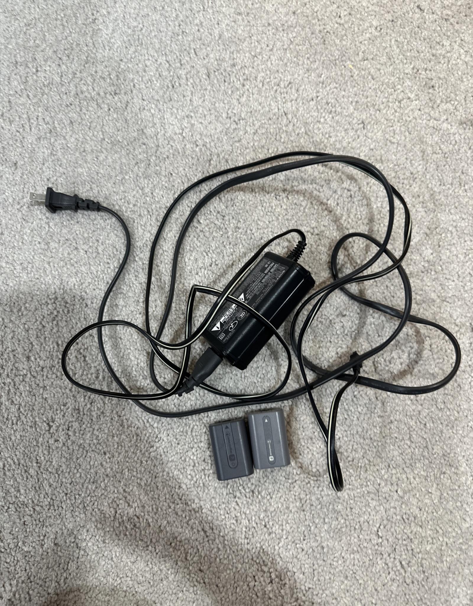 Sony Handycam Camcorder DCR-DVD105 Mini DVD