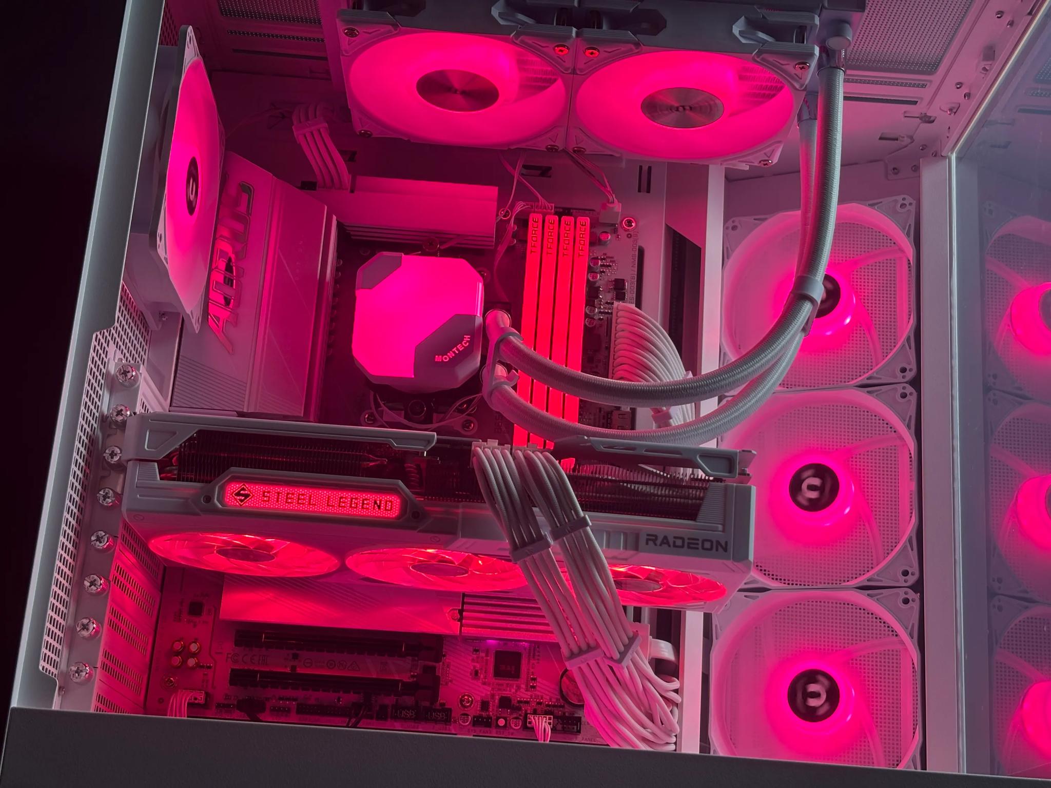 SALE🔥SUPER PC 9070XT 16GB| R7 7800X3D | 32GB DDR5 | 2TB SSD