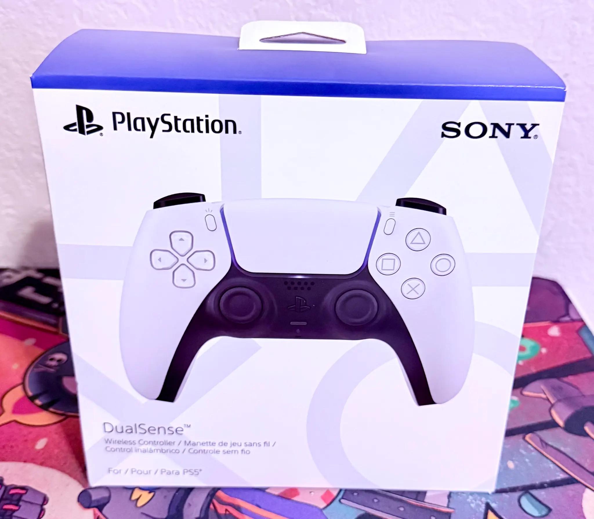 Sony - PlayStation 5 - DualSense Wireless Controller - White