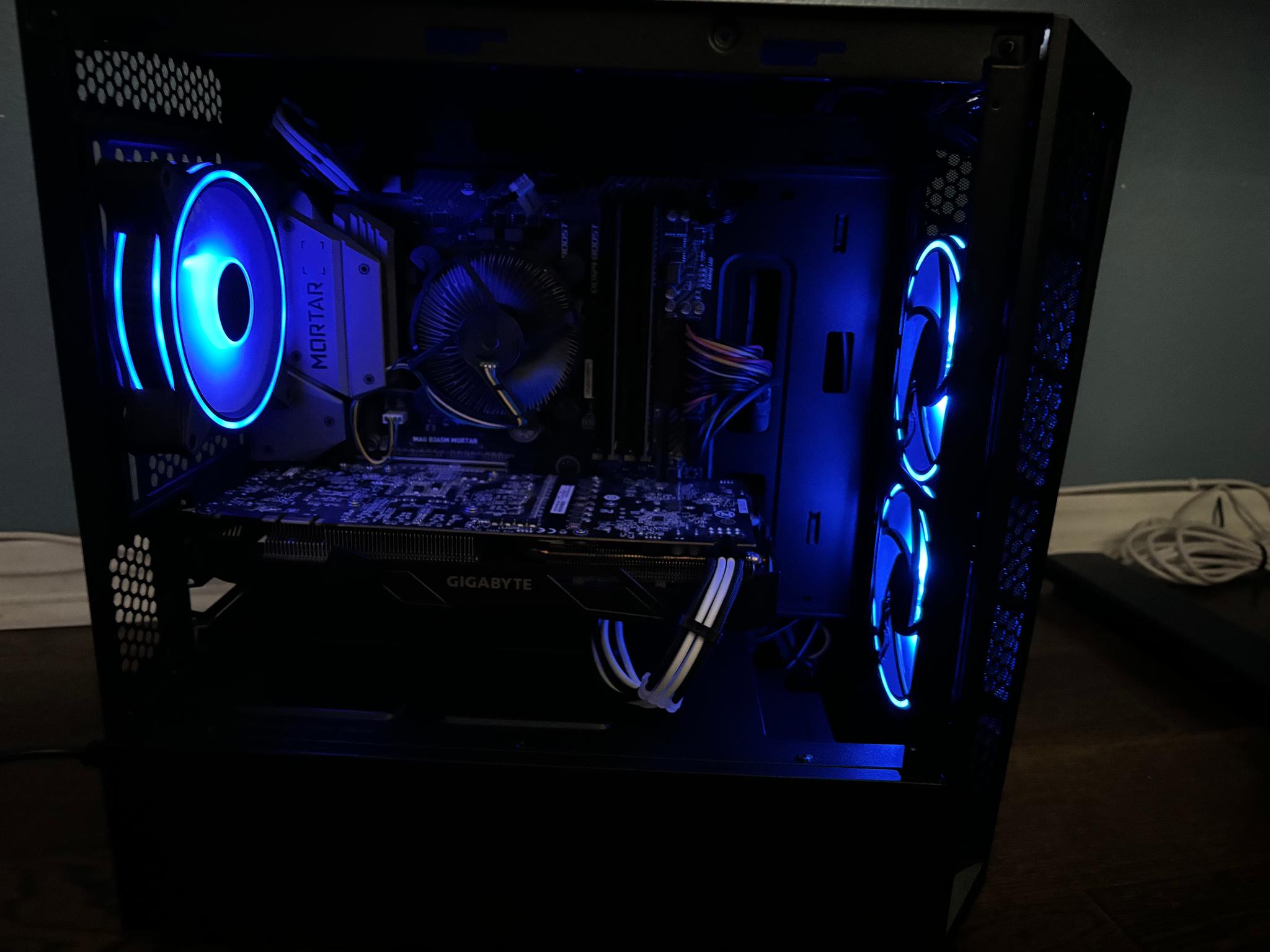 🌹 CRIMSON 🌹 GTX 1070 | i5 9400f | Gaming PC