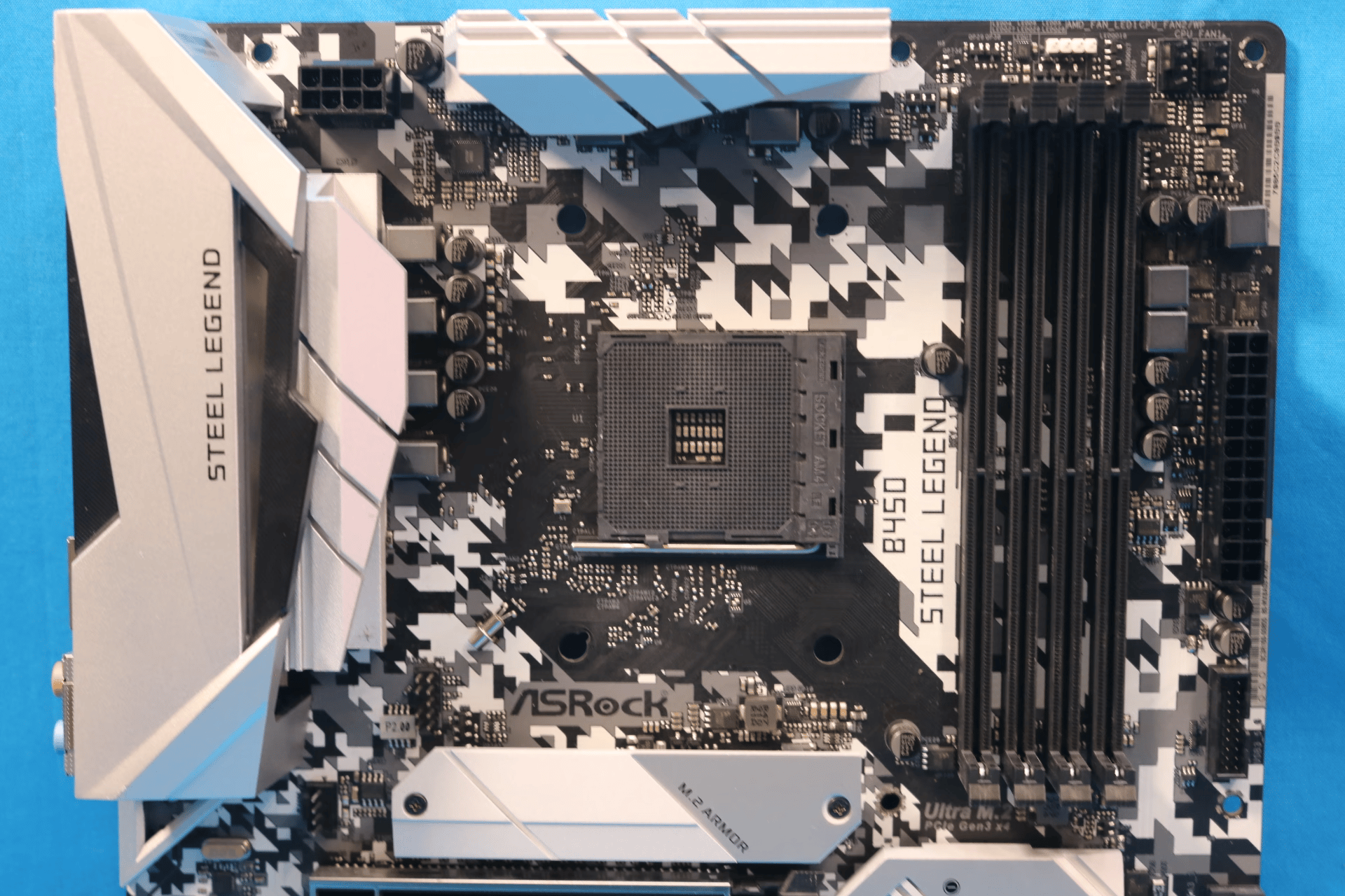 *Newest BIOS* ASRock B450 Steel Legend AMD Socket AM4 DDR4 ATX RGB Desktop Motherboard & I/O Shield