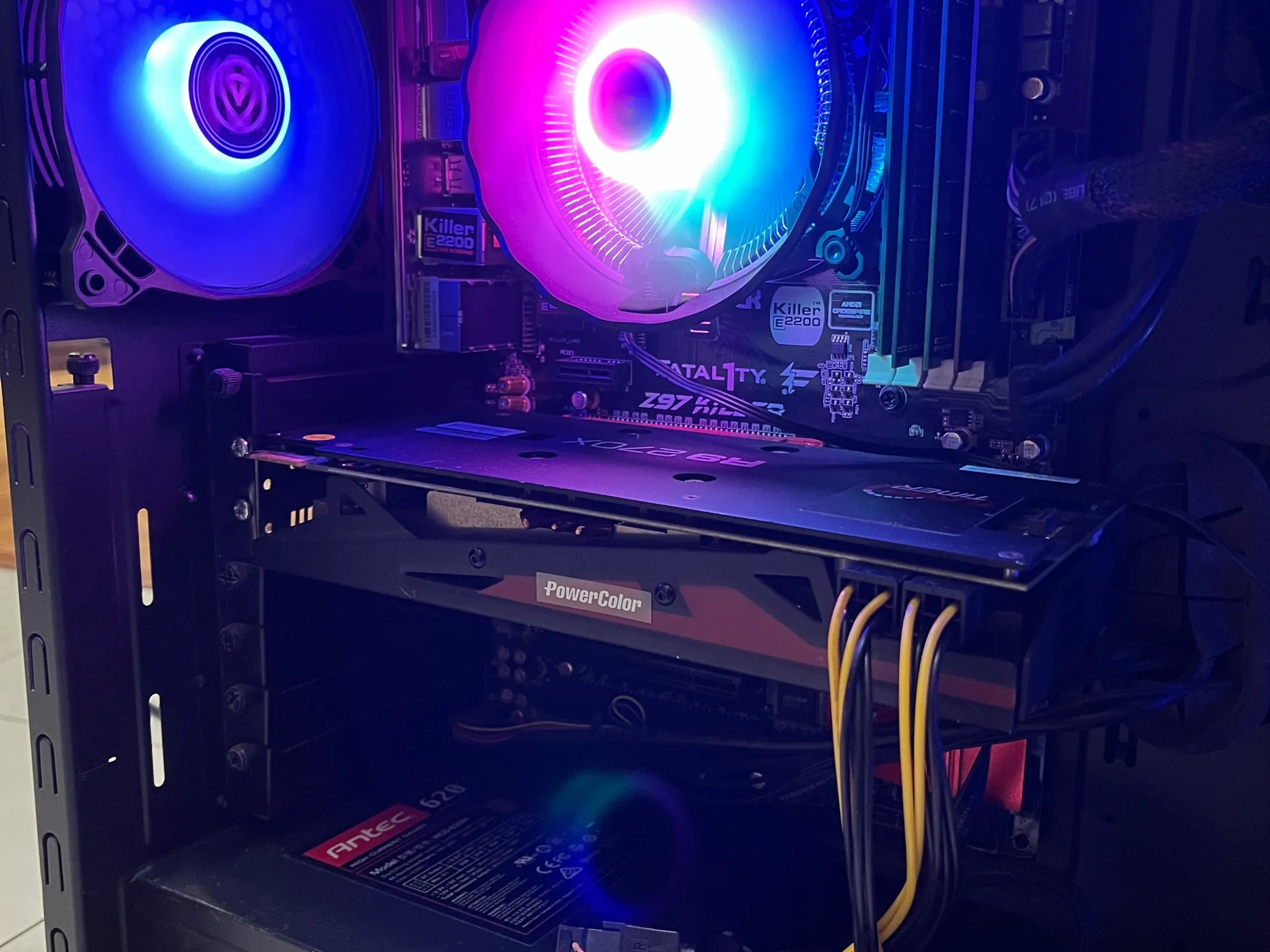 🔥 Budget RGB Gaming PC – R9 270x, Intel Core i5, 12GB RAM, 256GB SSD+1TB HDD, with RGB Remote