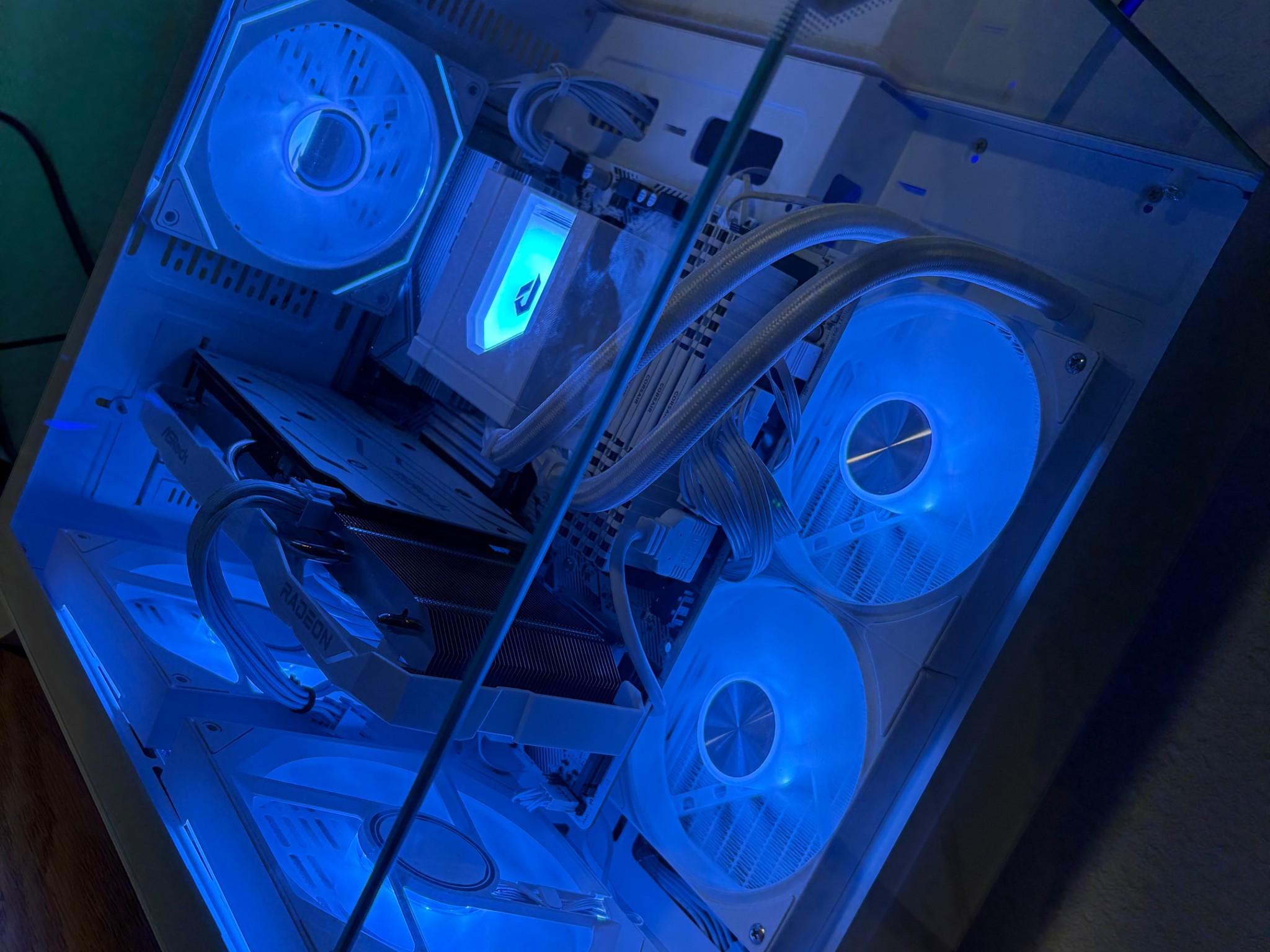 Asrock Ryzen 5 5600x & Rx 6600 1tb ,32gb ram