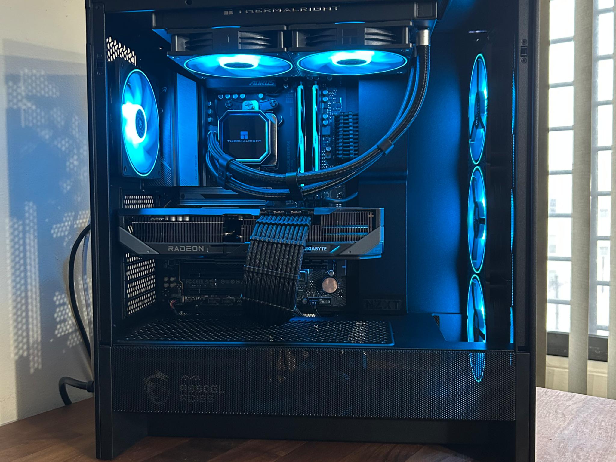 *SALE* RX 9070XT | Ryzen 7 7800X3D | 32GB DDR5 6000MT/s | 2TB NVMe SSD | The Ranger Elite RX