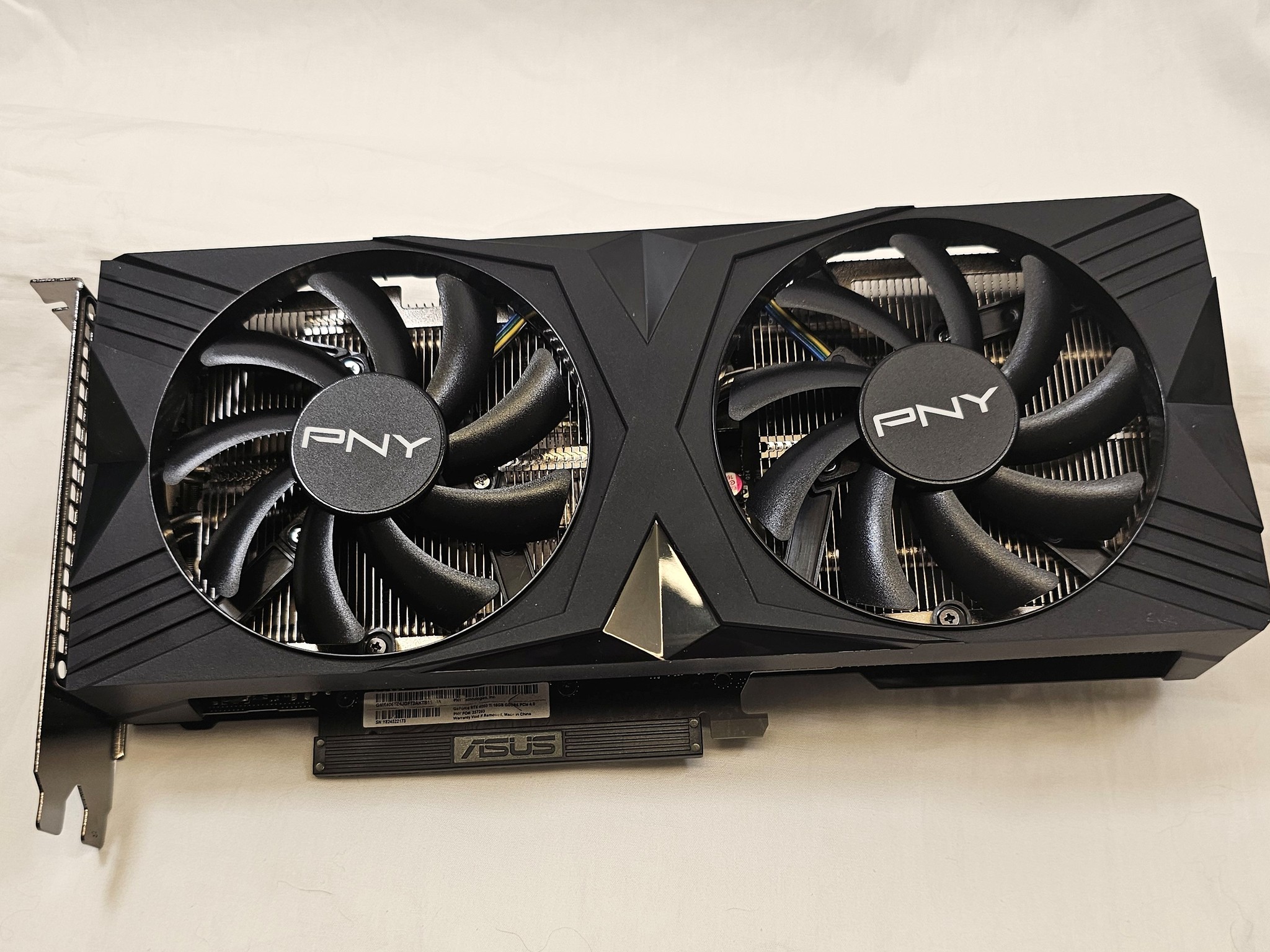 PNY XLR8 Gaming VERTO OC GeForce RTX 4060 Ti