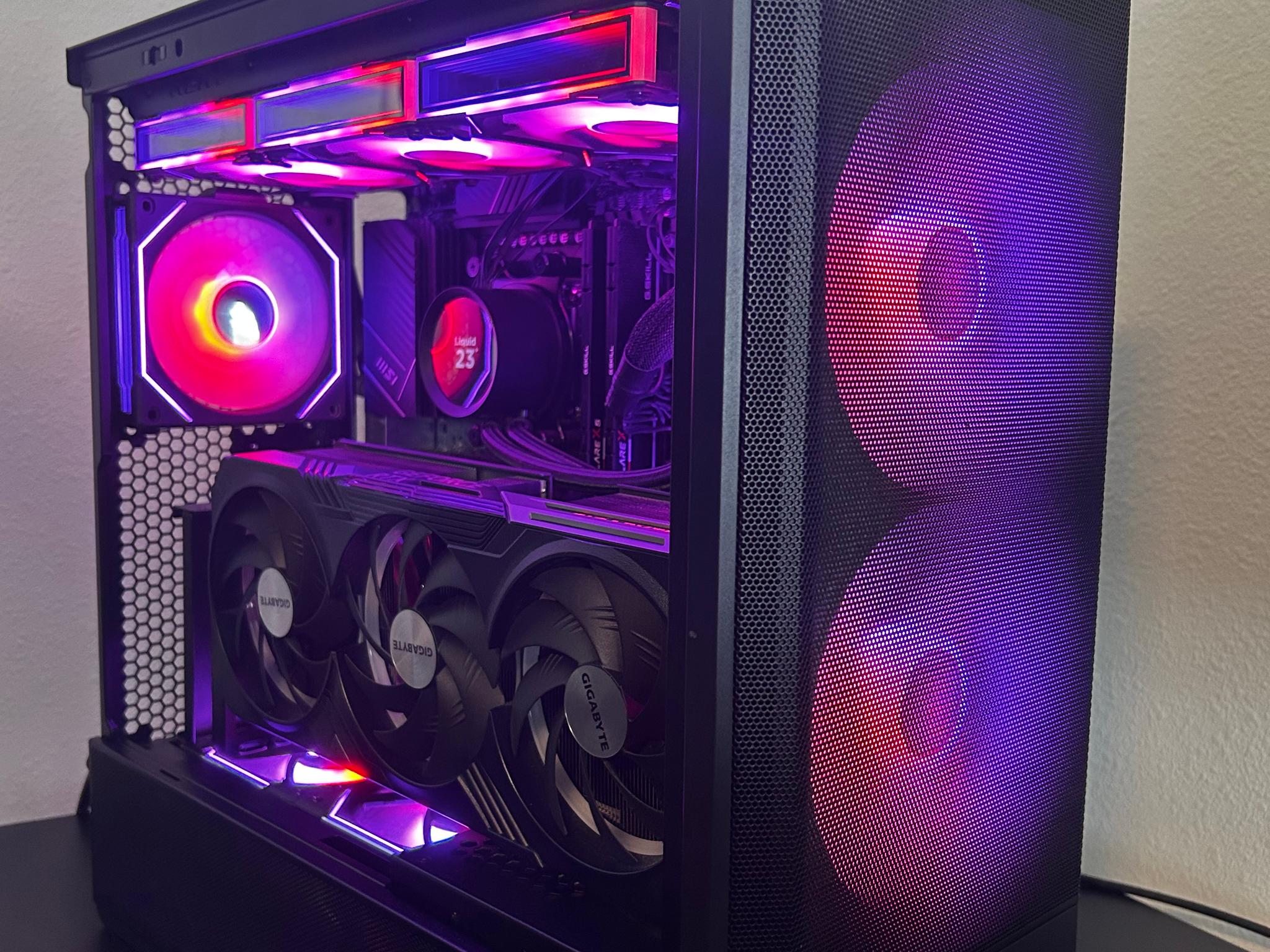 RTX 4080 Super + Ryzen 7 9700X Custom Build