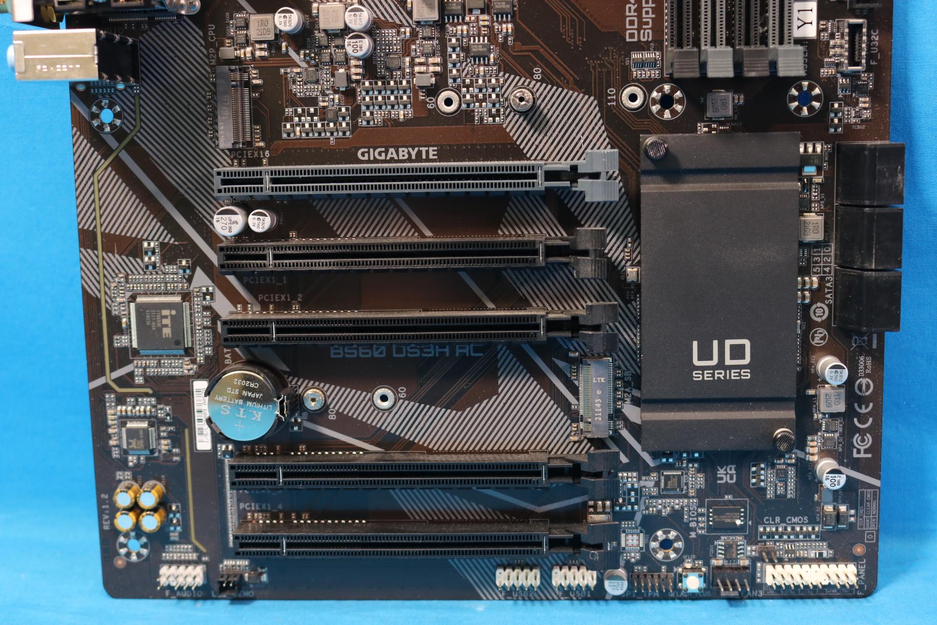 Gigabyte B560 DS3H AC Intel Socket LGA1200 DDR4 ATX Desktop Motherboard No I/O Shield