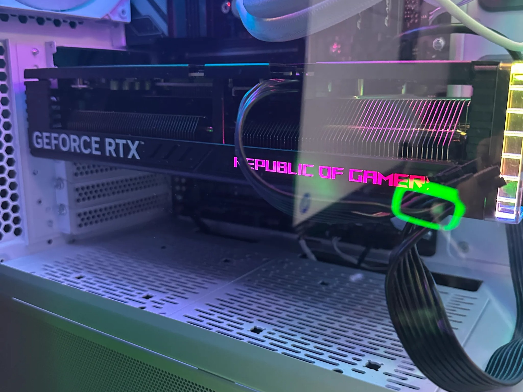 4060 Ti ROG Version 8 Gigs OC Version