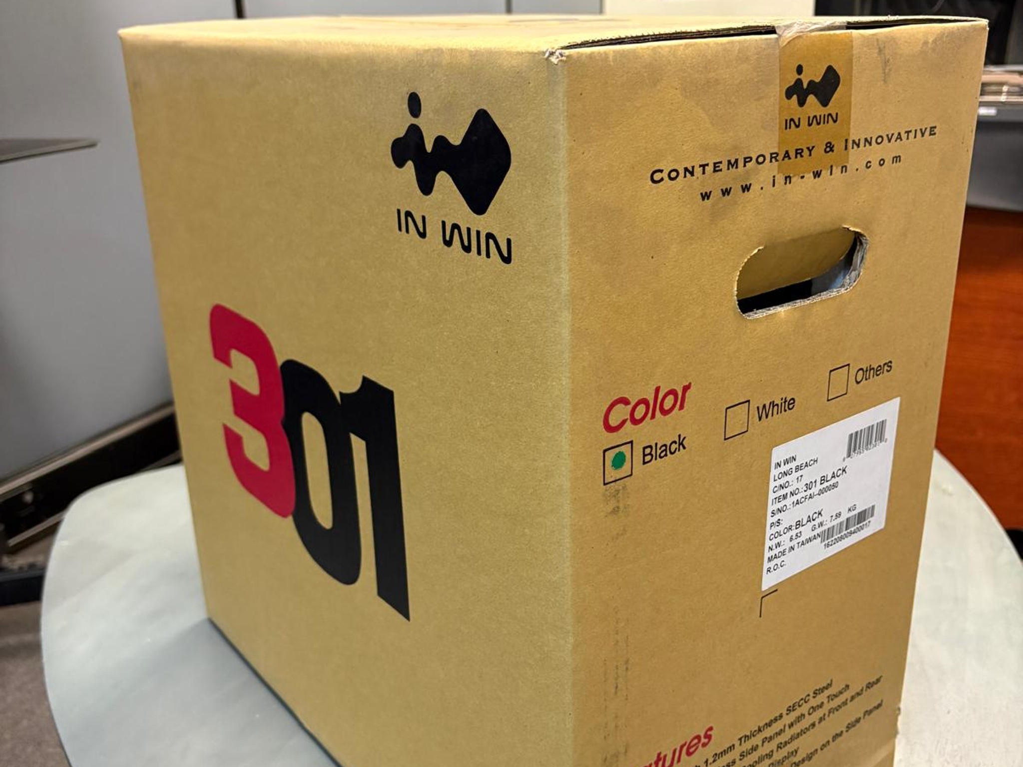 InWin 301 Black Tempered Glass -Micro ATX Tower Gaming Computer Case - OPEN BOX
