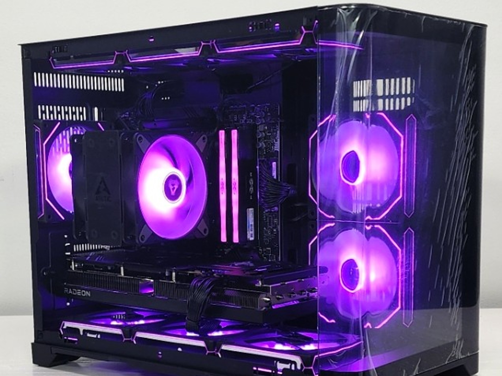 NEW All AMD Gaming PC - 7600X - RX 7800XT - 32GB - 2TB - READ DESCRIPTION!