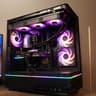 🤍ARCTIC🤍 PRICE TO PERFORMANCE 💪 1440p/1080p MACHINE  🧡RX 9060XT 16GB 🧡 Ryzen 5 7600x3d DDR5 PC