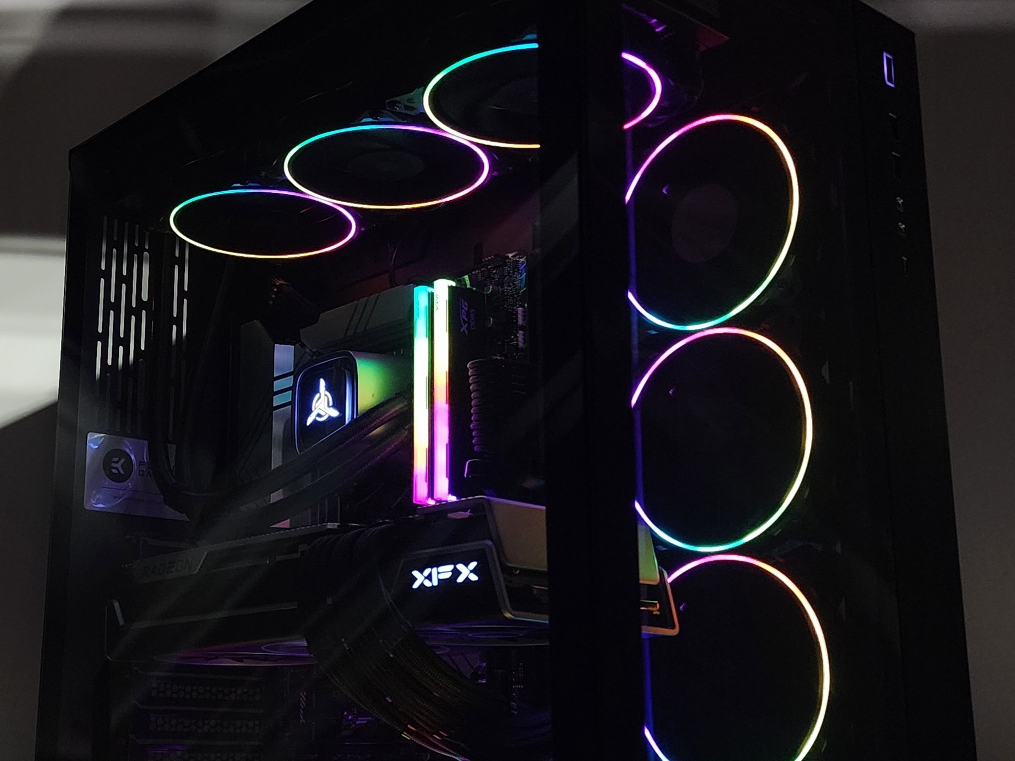 Gaming PC i9-13900KF 32GB RAM 2TB SSD RX 7900 XTX 24GB Windows 11 Computer