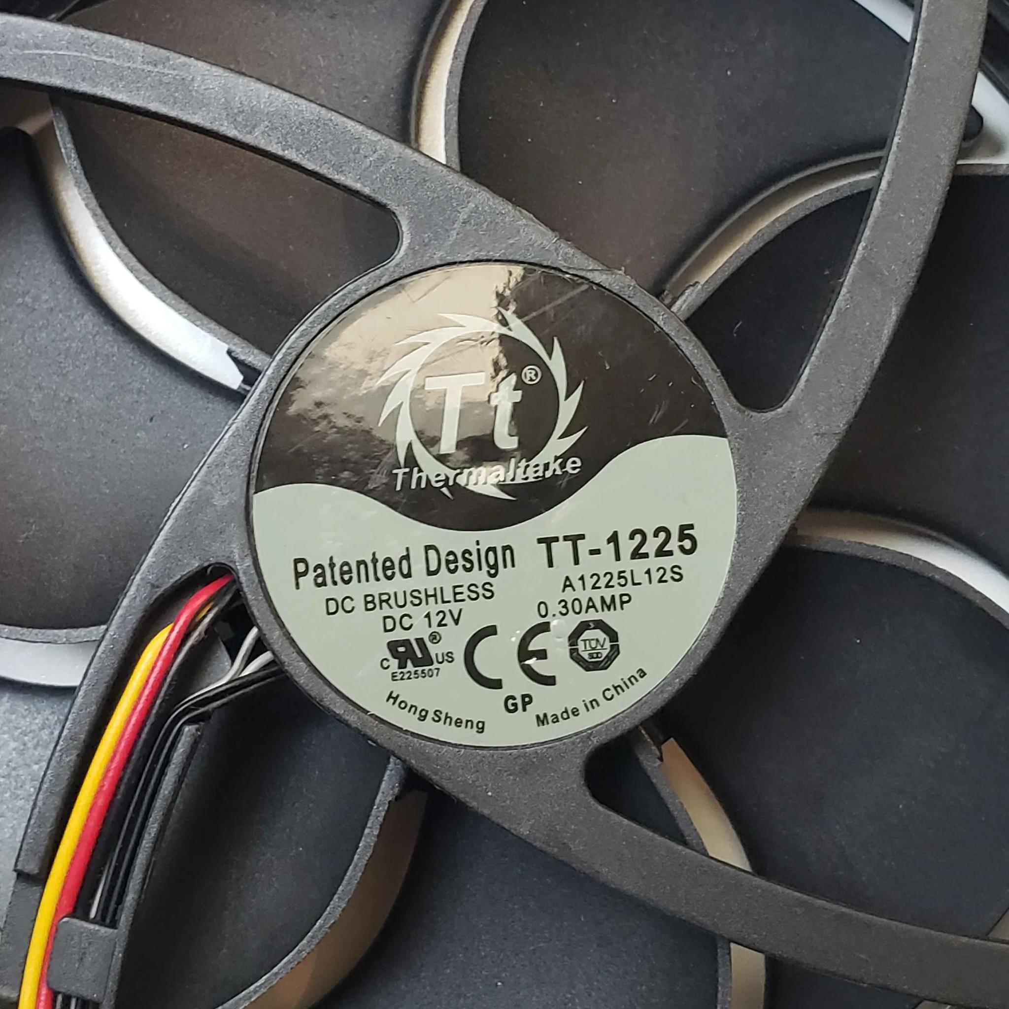 x5 Thermaltake 120mm Black/Red LED TT-1225 Case Fans