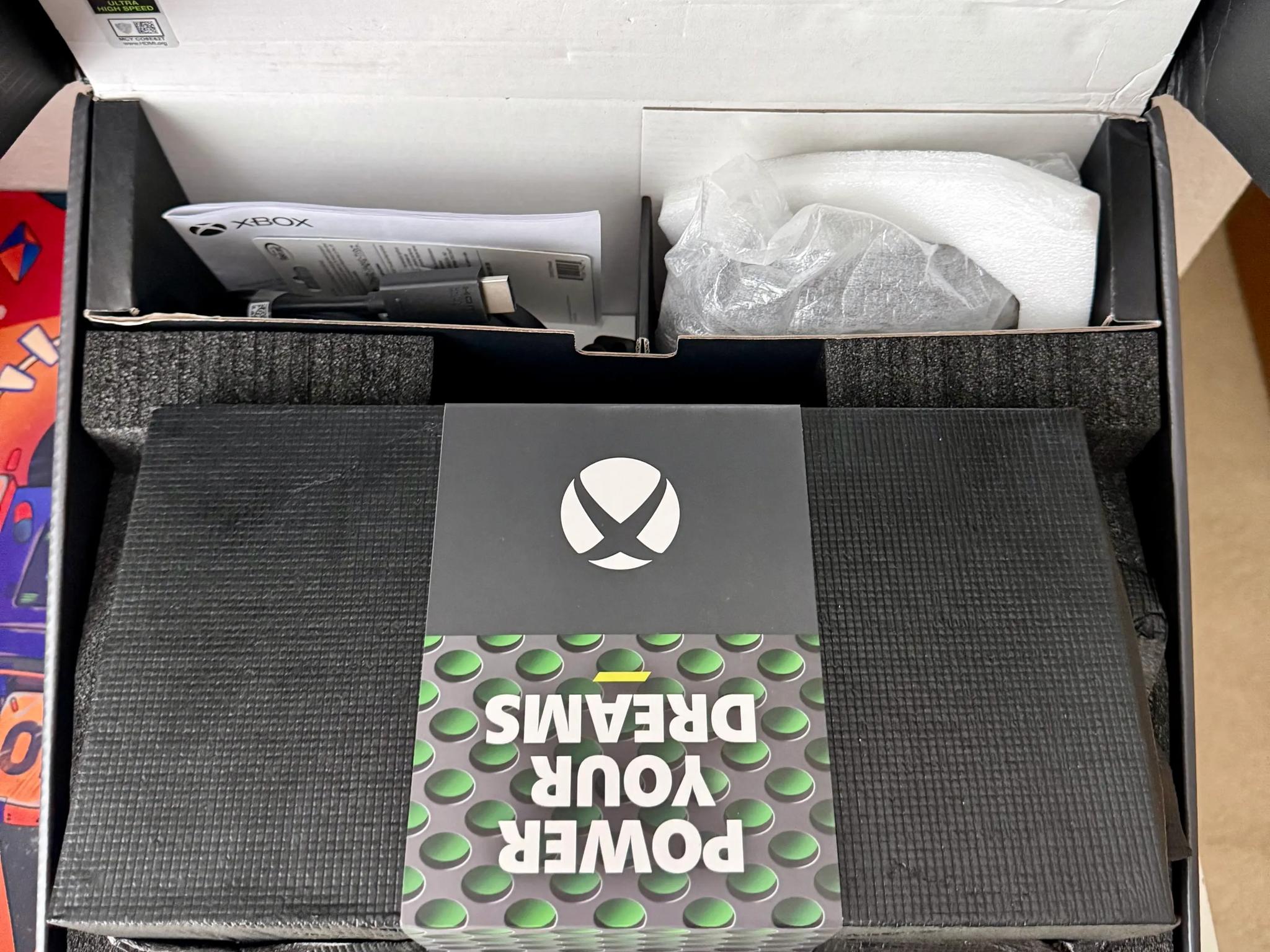 Microsoft - Xbox Series X 1TB Console - Carbon Black