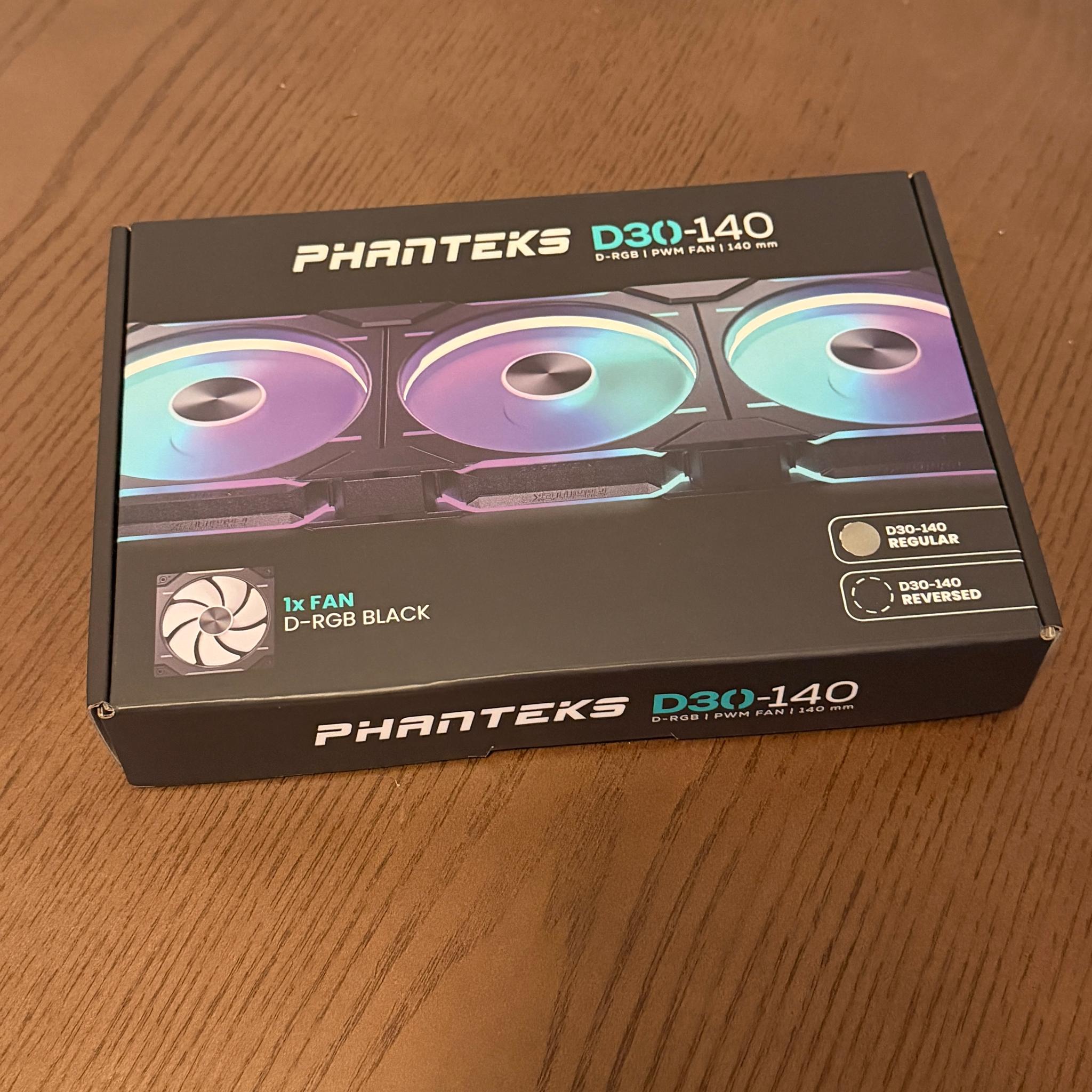 Phanteks D30 140 (7 Reversed, 1 Regular)